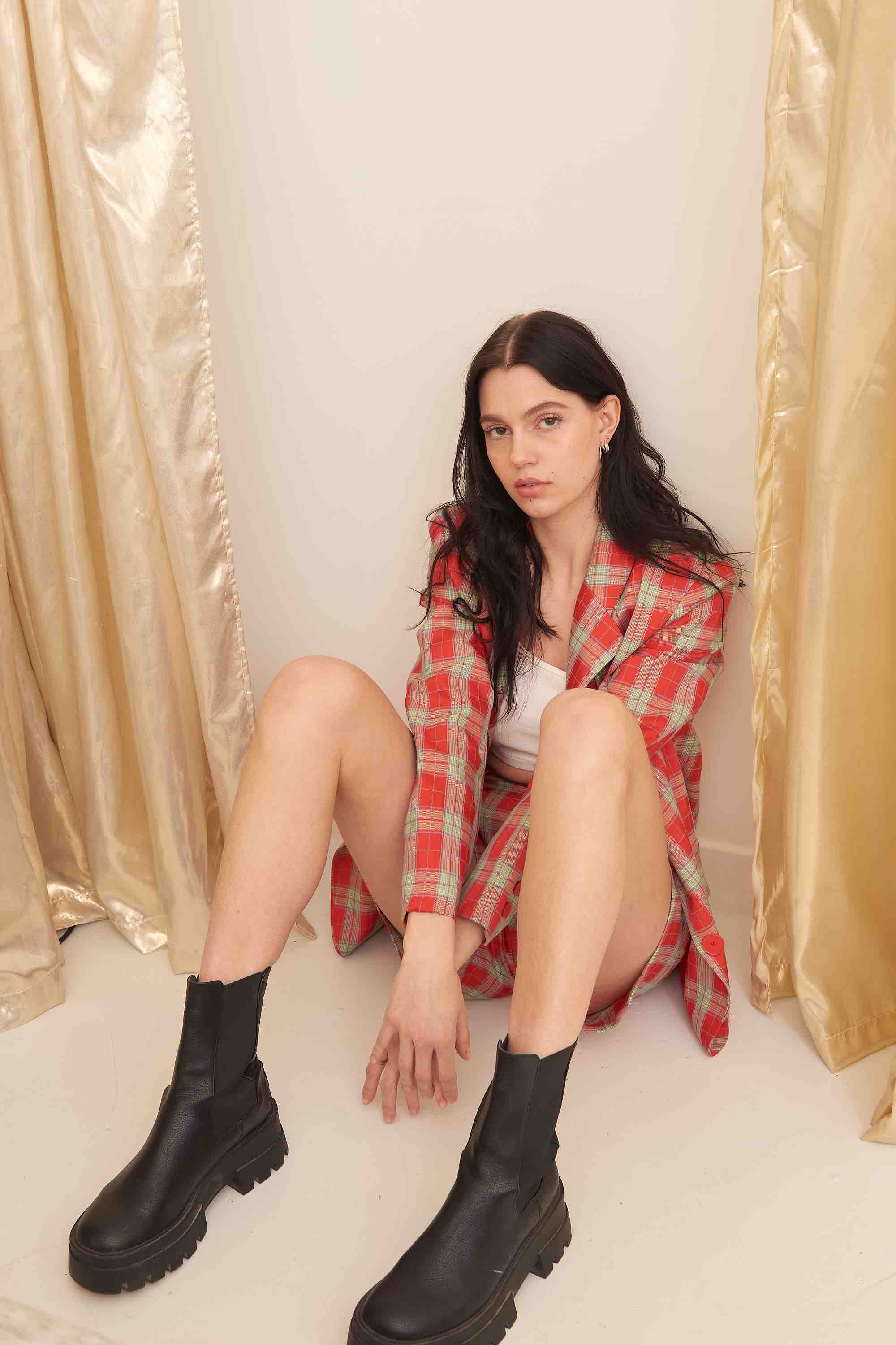 30812 Short à carreaux