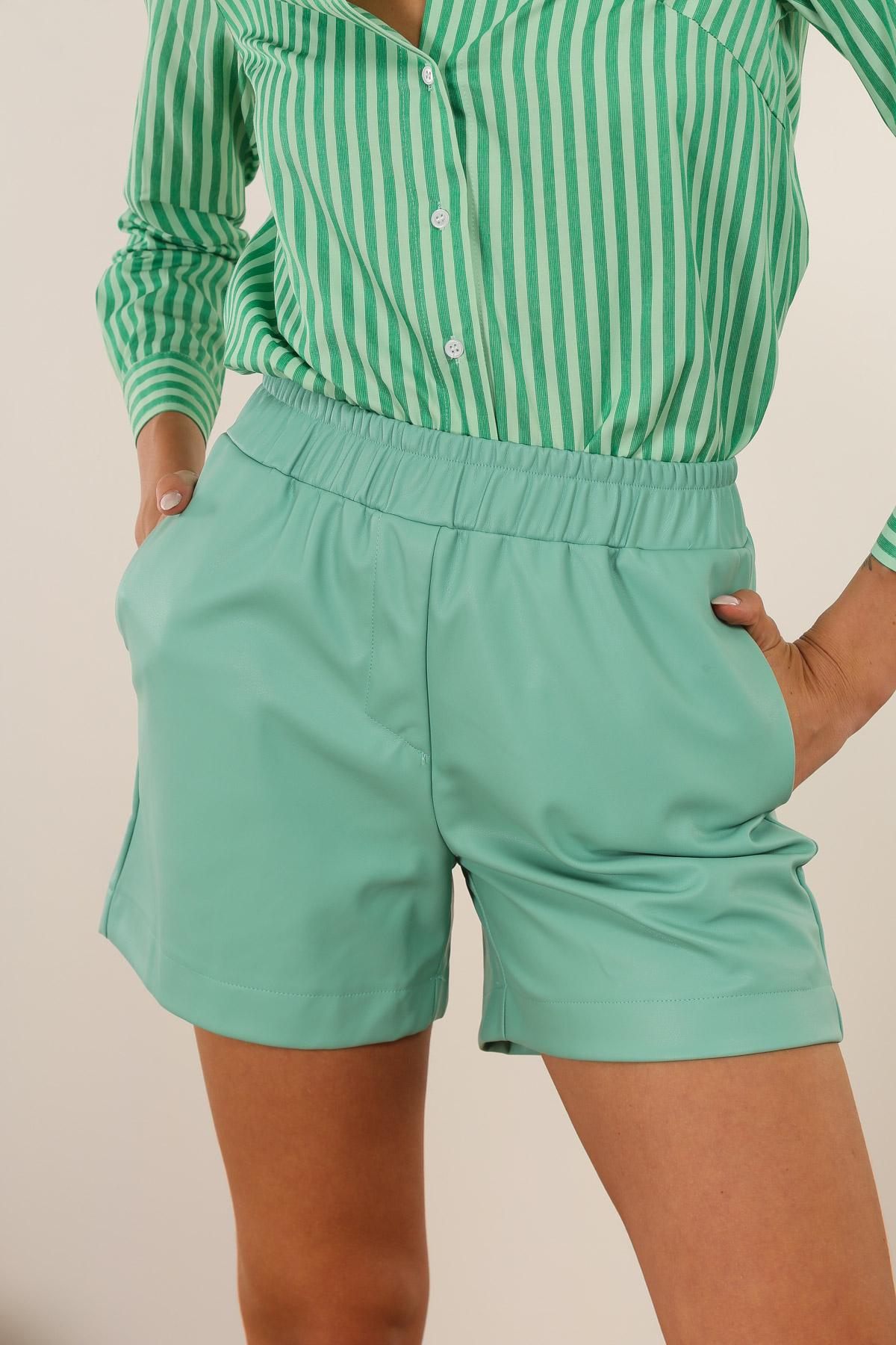 31091 Short similicuir