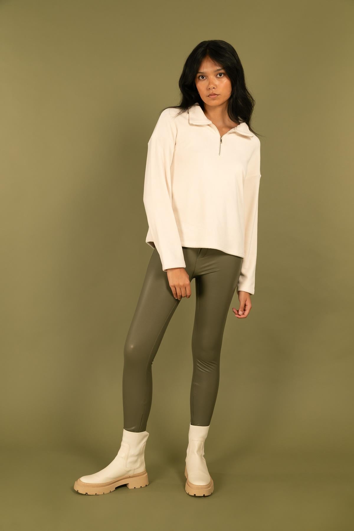 31531 Faux Leather Leggings