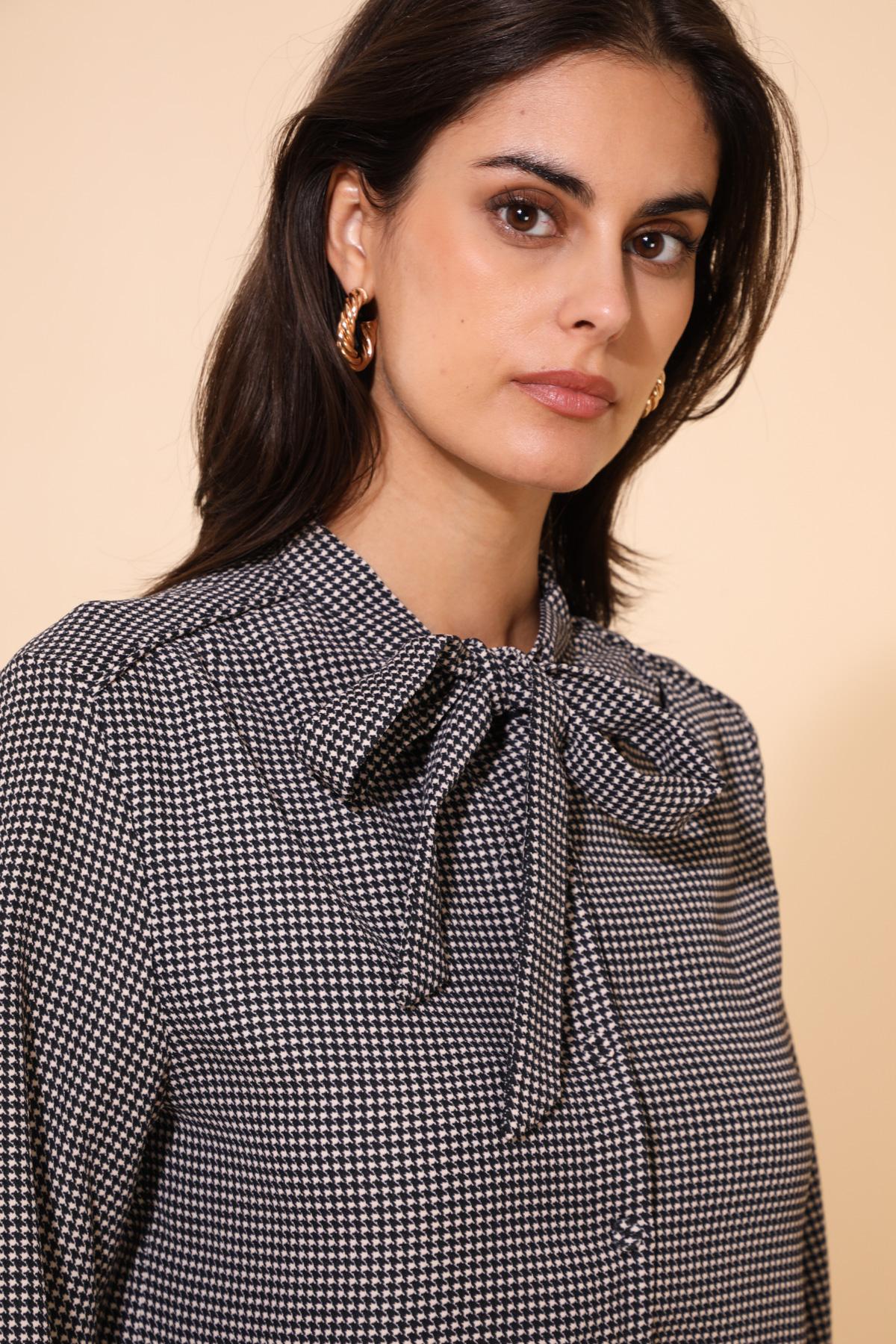 31583 Blouse pied de poule