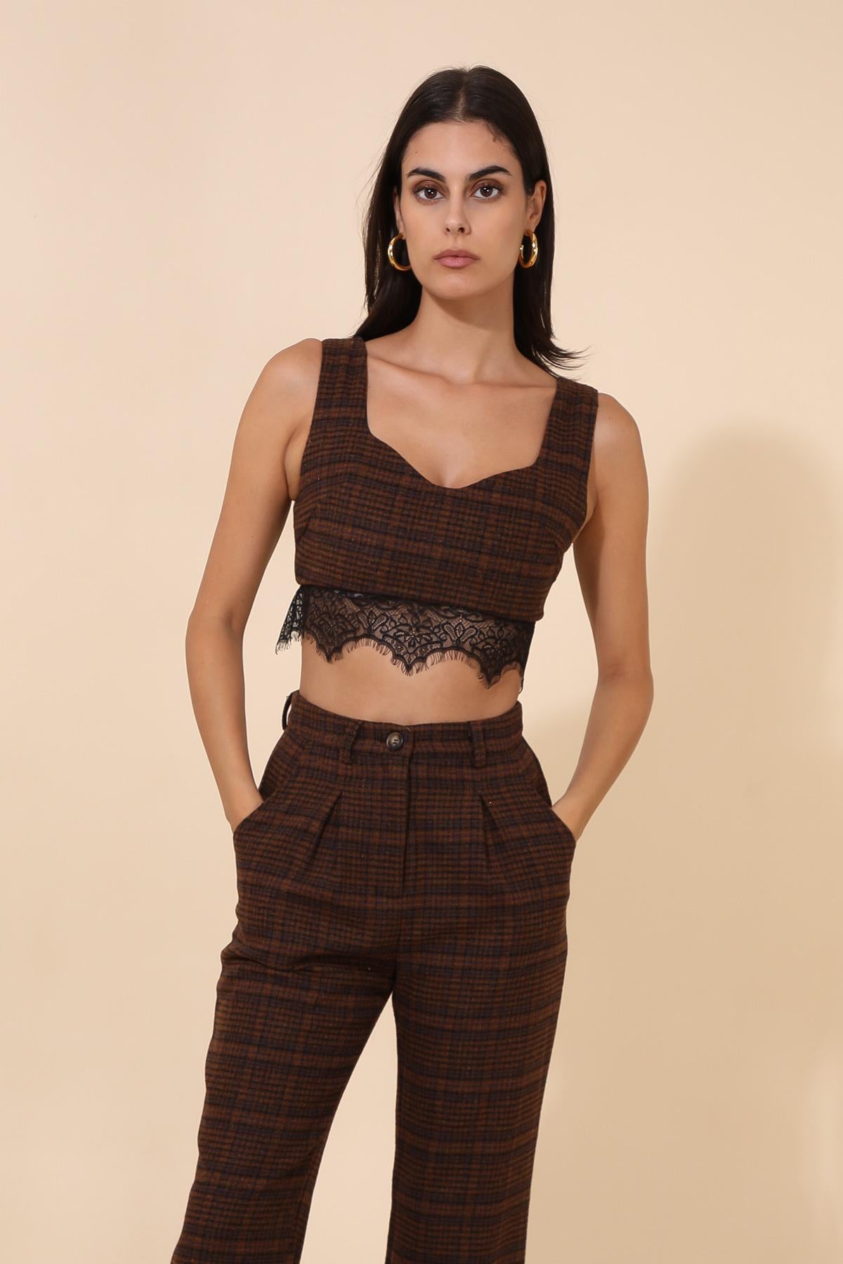 31588 Brassière à carreaux