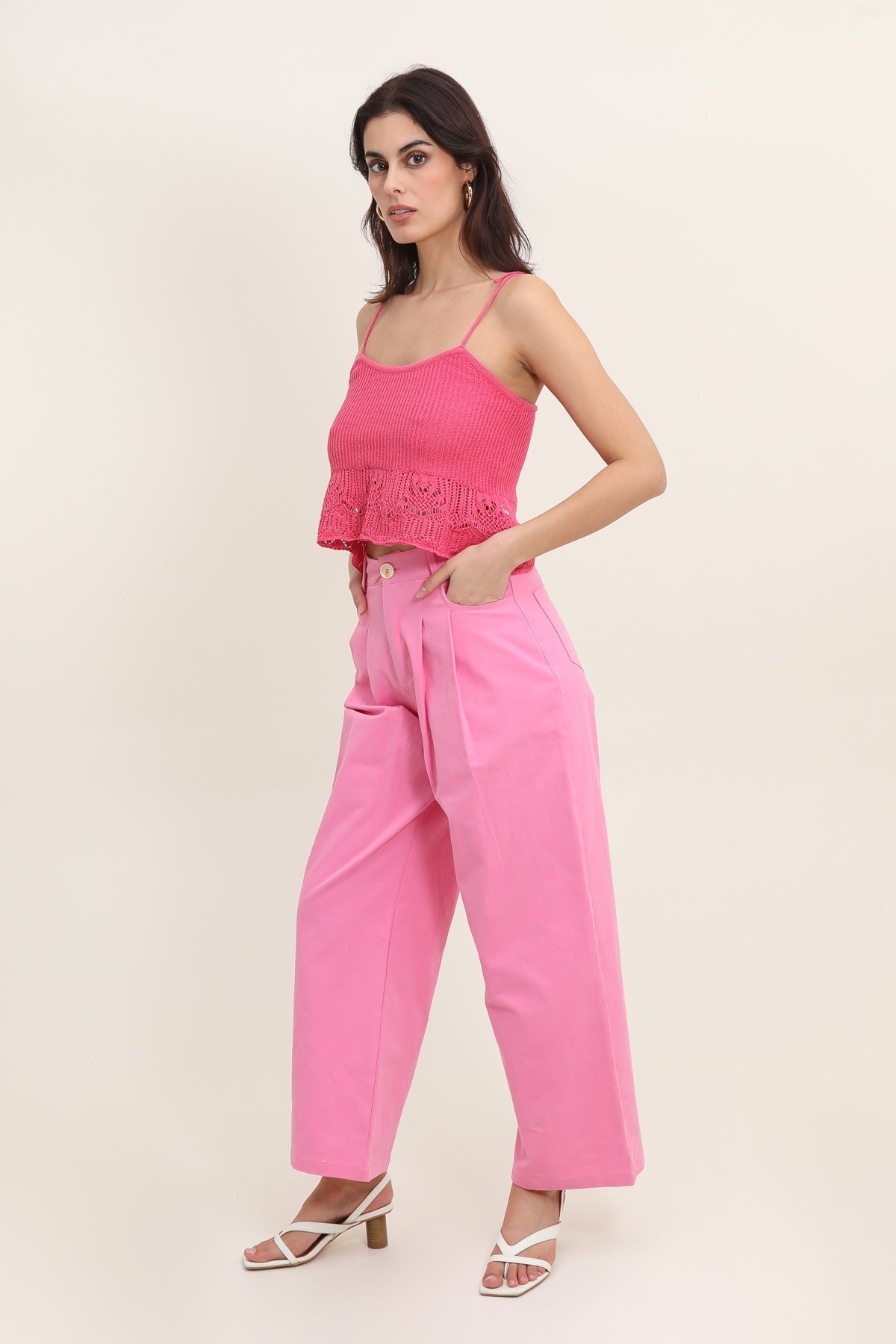31616 Pantalones plisados