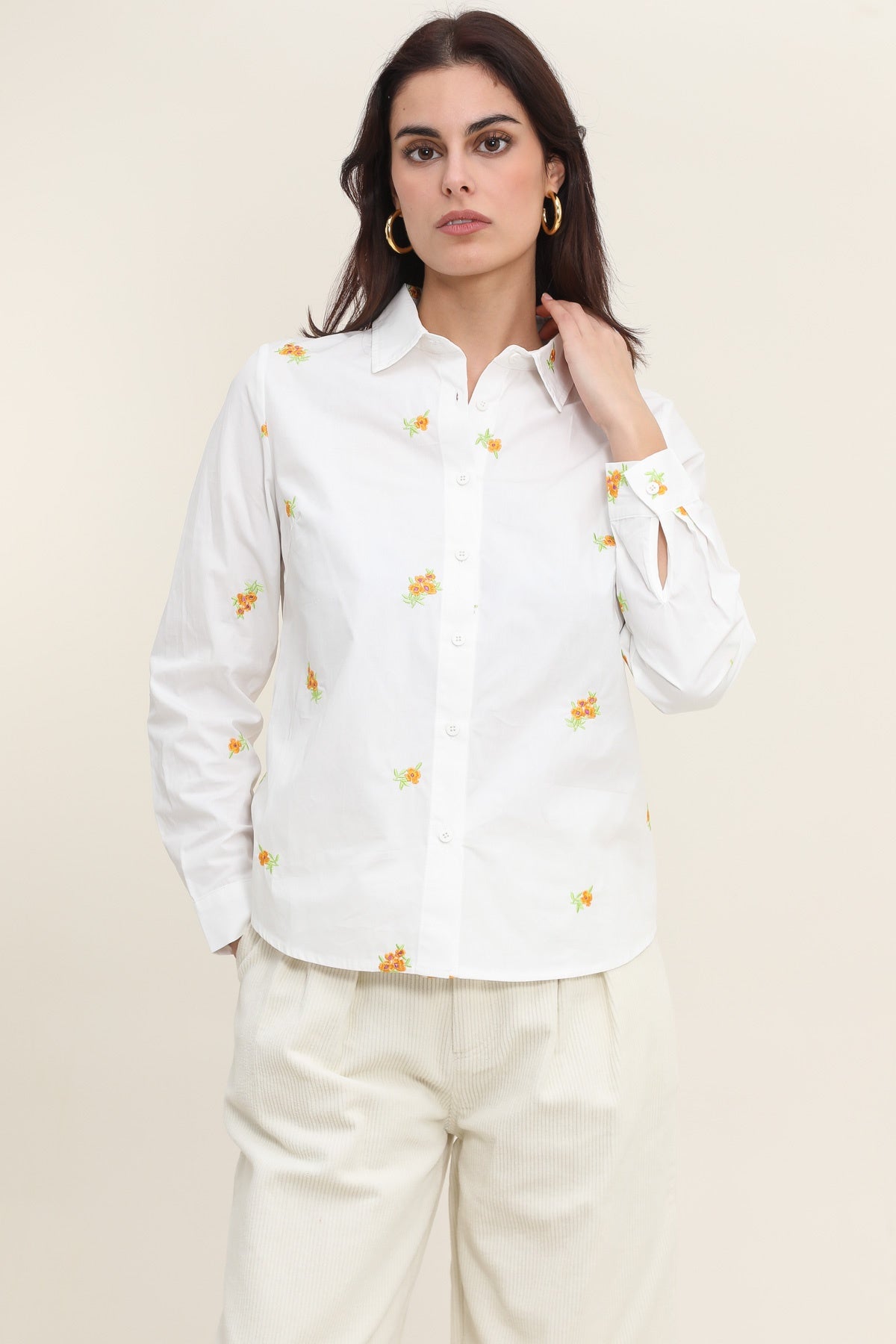 31672 Camisa bordada