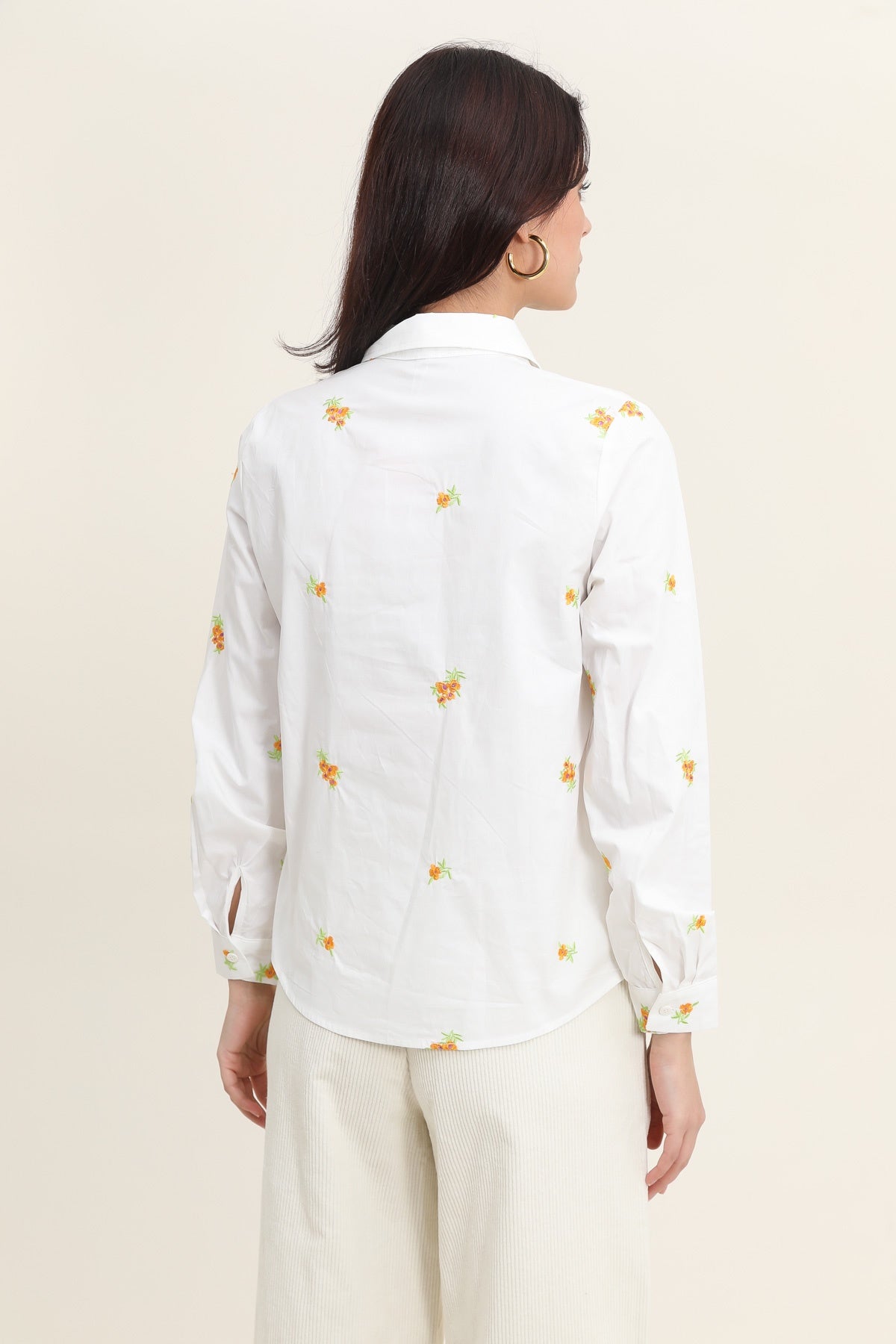 31672 Camisa bordada