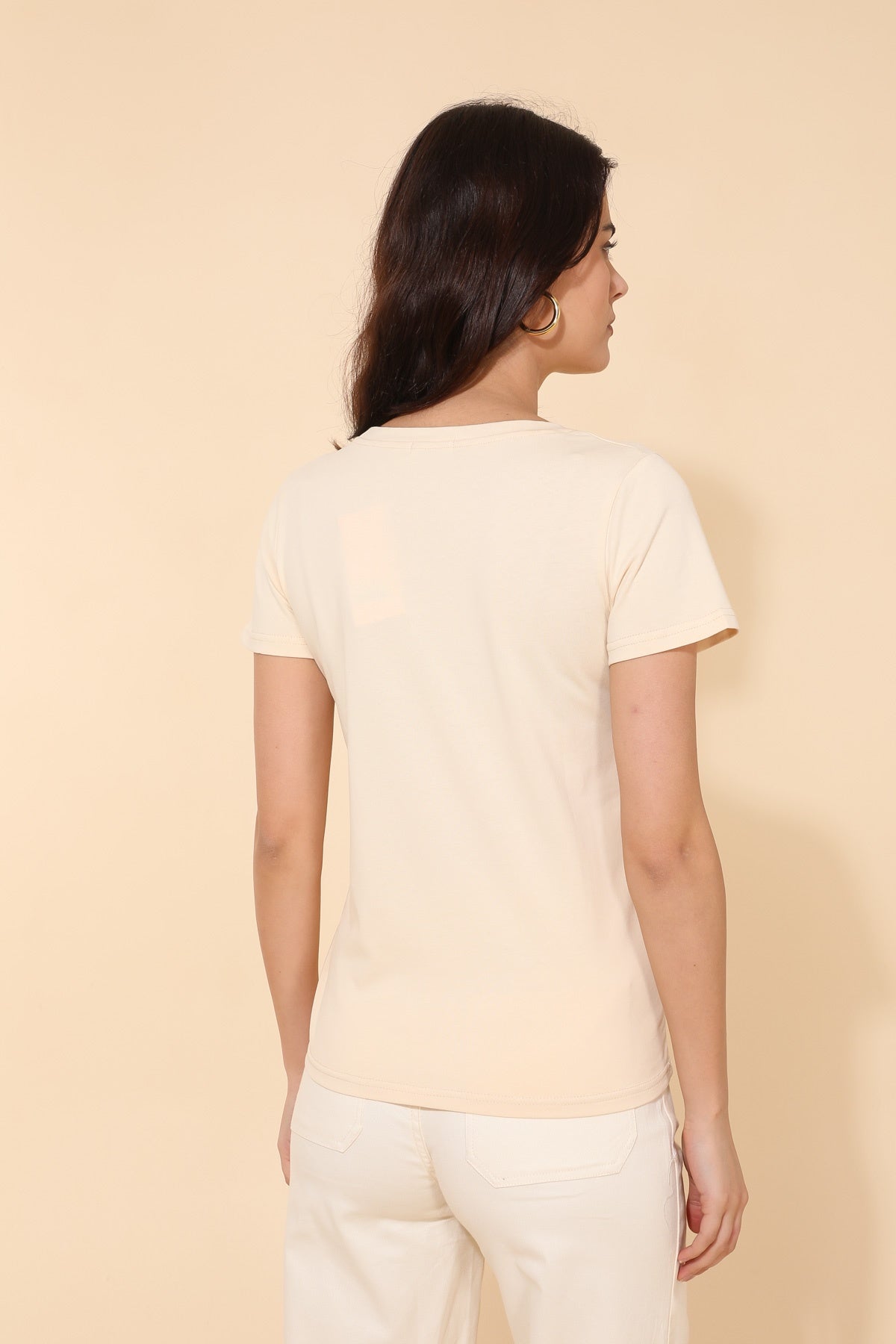 31738 Camiseta con cuello en V