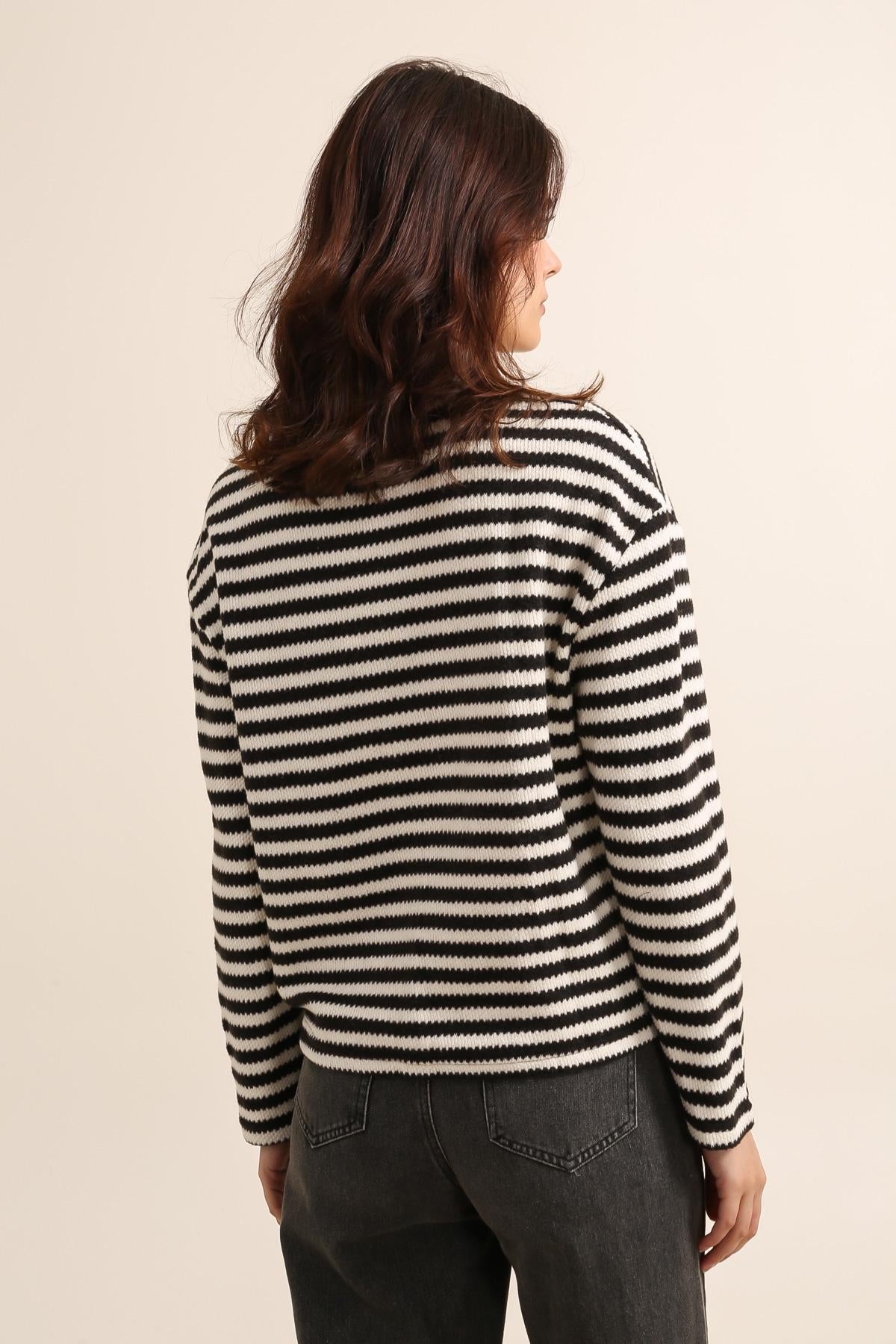 Sudadera de mujer de rayas, cuello redondo, manga larga - 31810