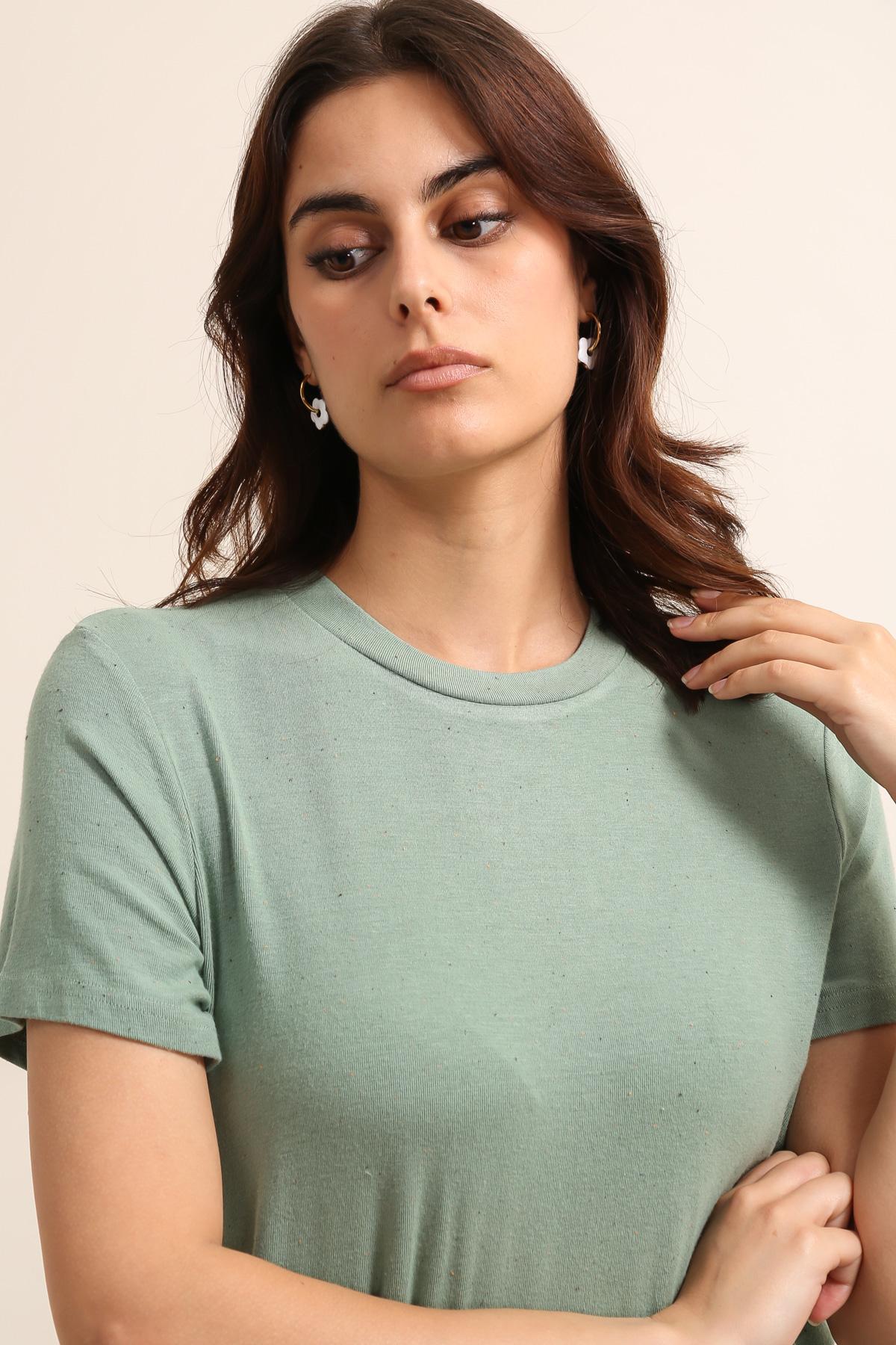 31837 Camiseta moteada