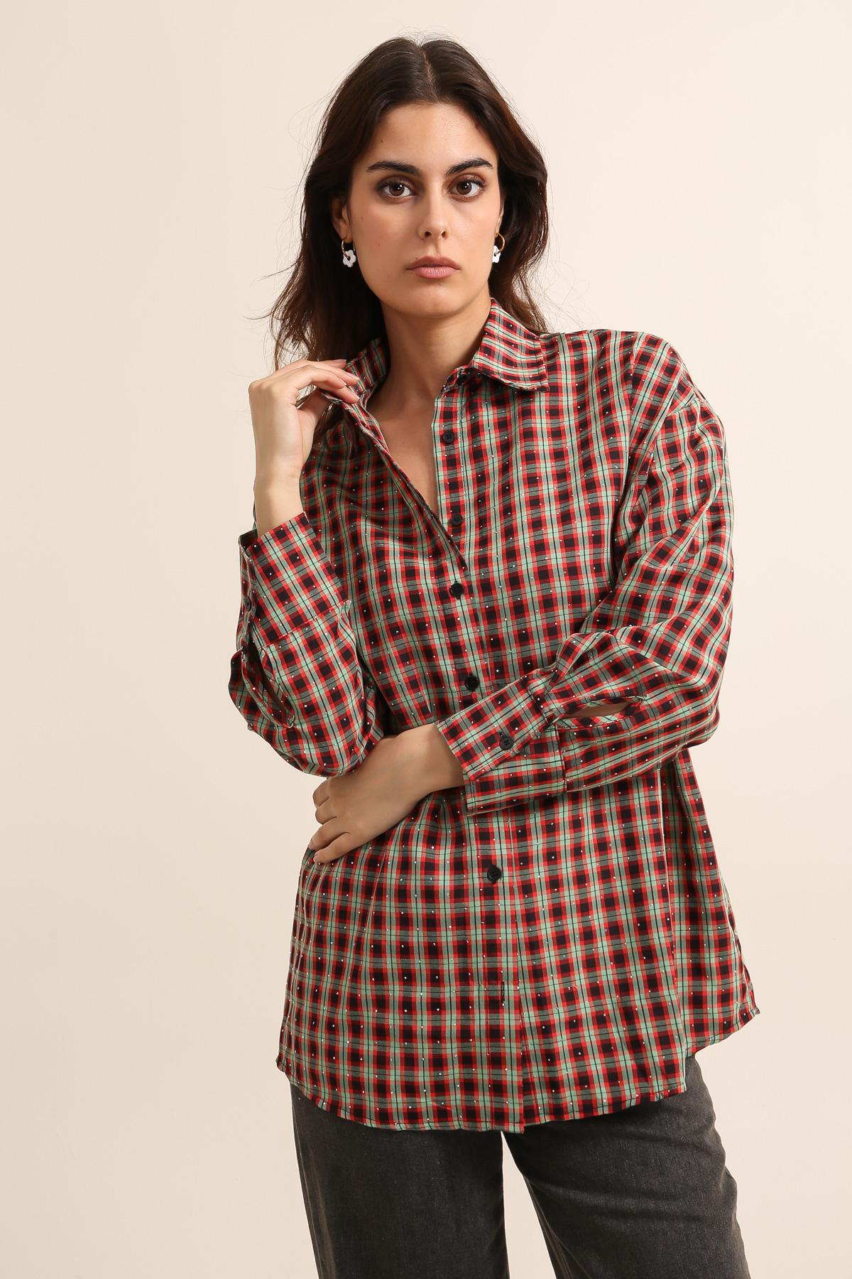 31839 Camisa con diamantes de imitación