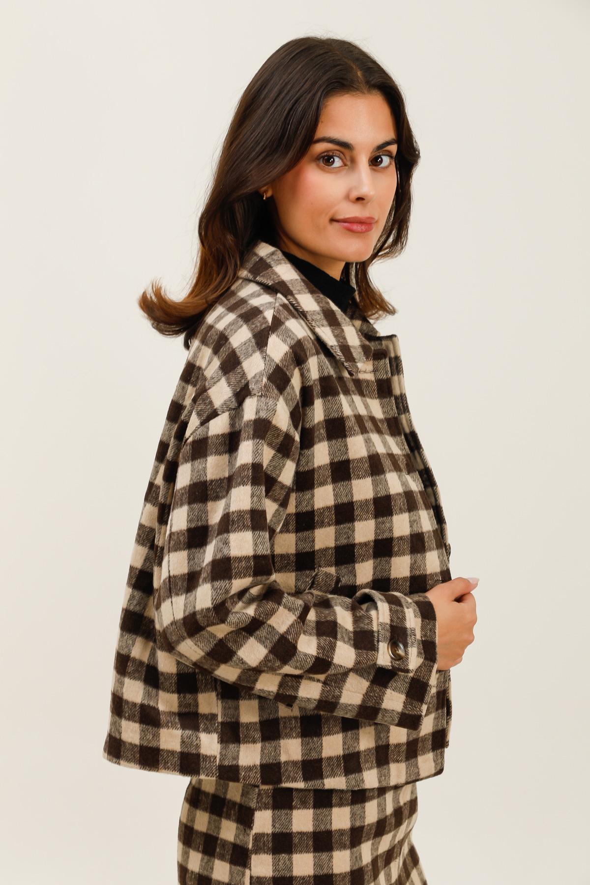 32061 Veste à carreaux