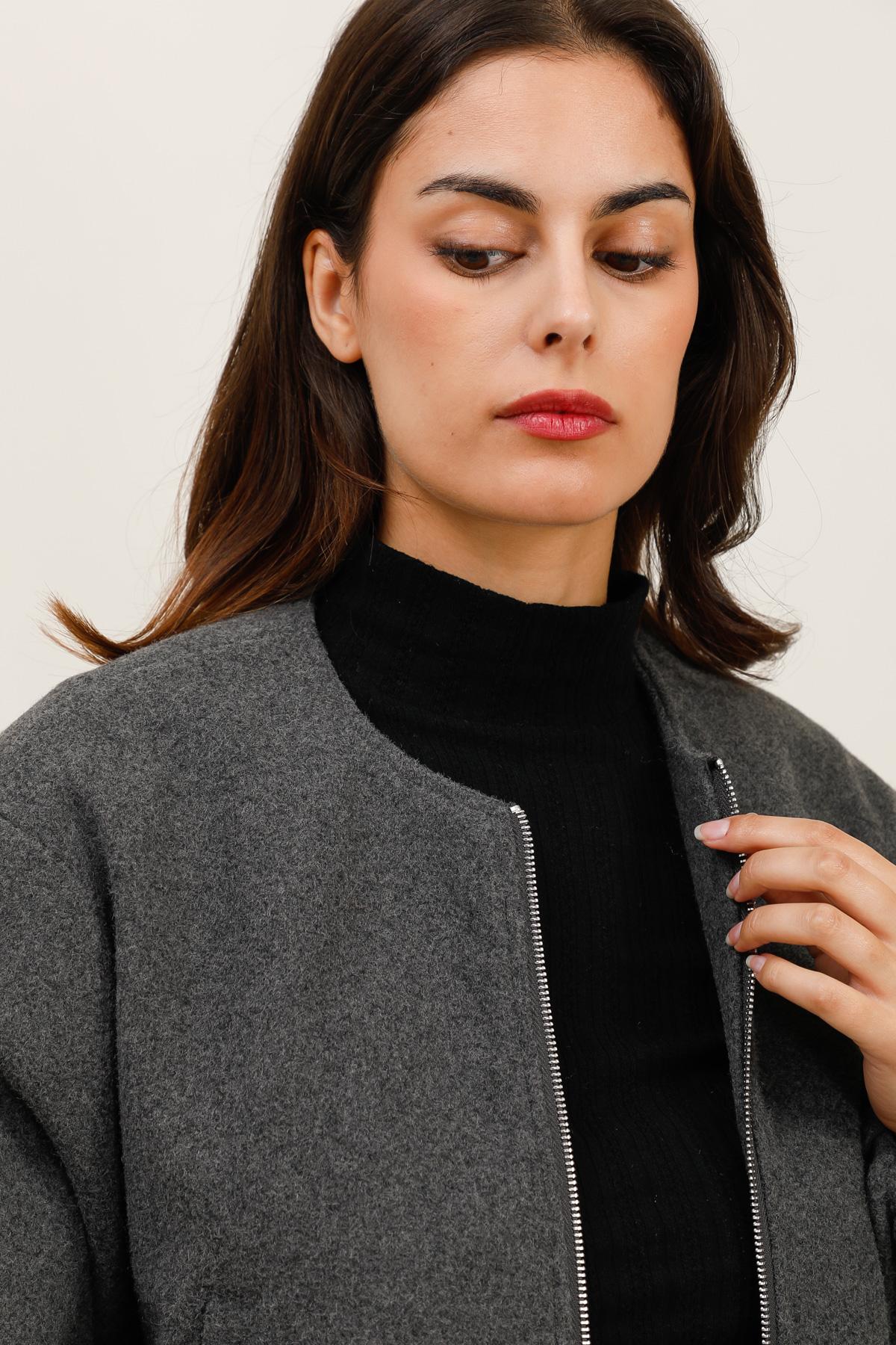 32067 Veste en lainage