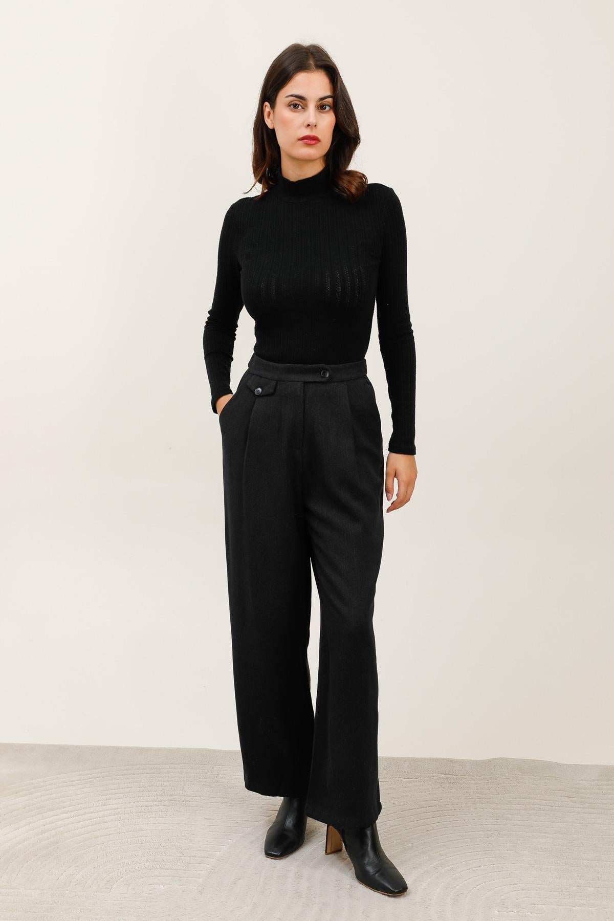 32073 Pantalon boyish