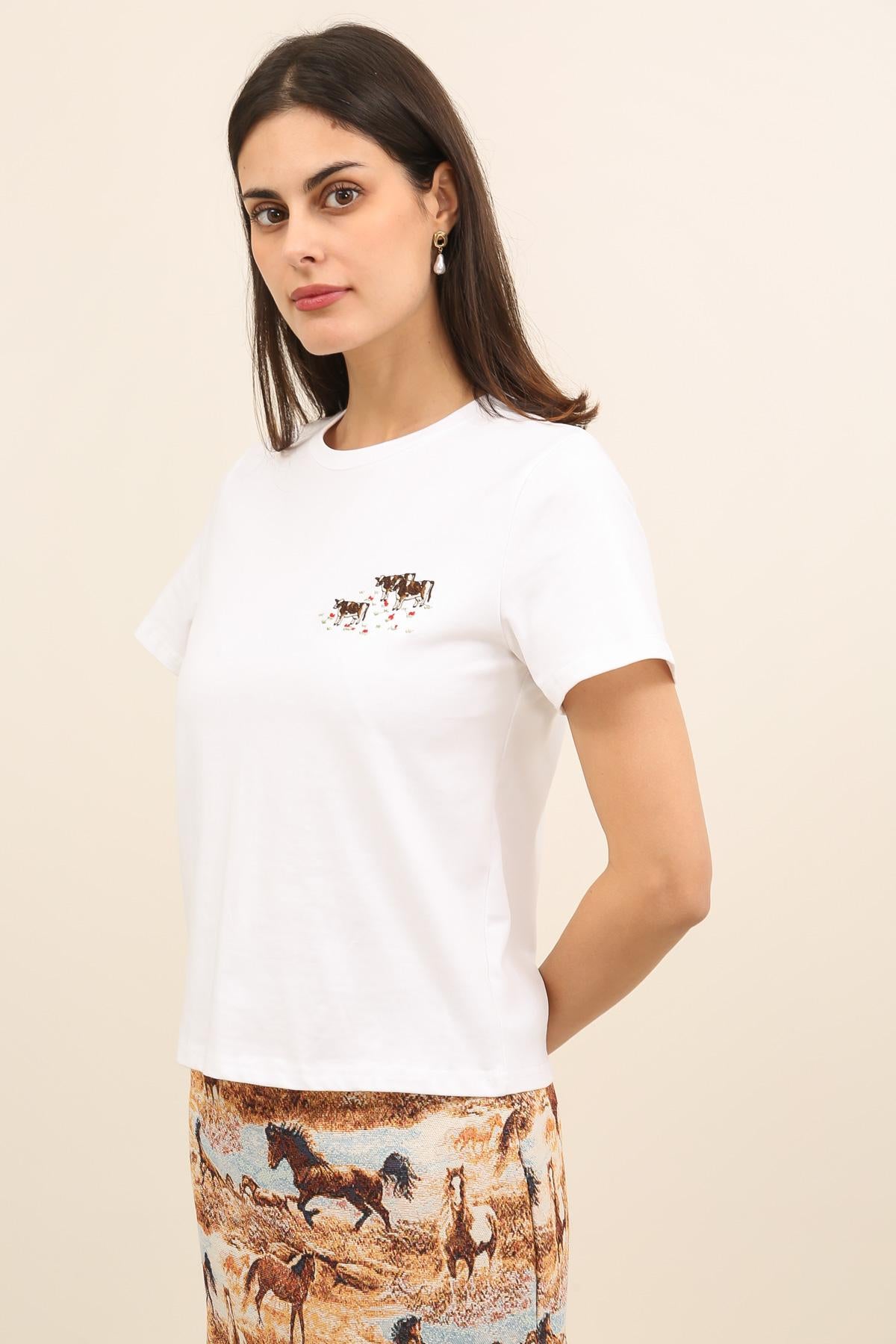 32123 T-shirt brodé vaches