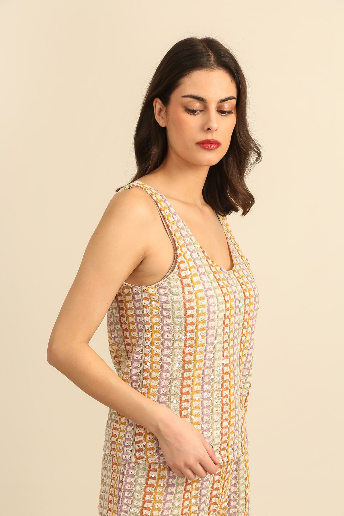 32132 Camiseta sin mangas de mujer con estampado de zigzag y lentejuelas multicolores