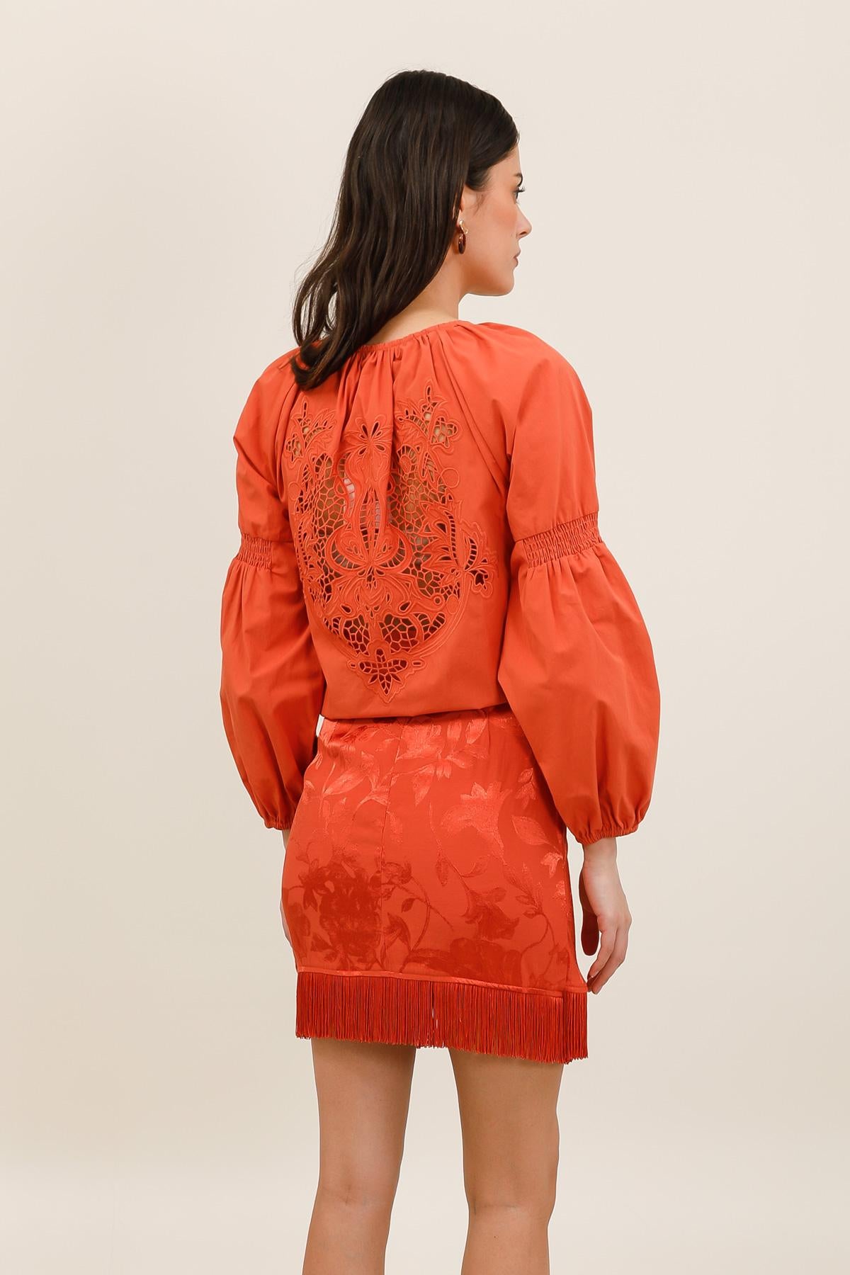 32171 Jupe satinée fleurie