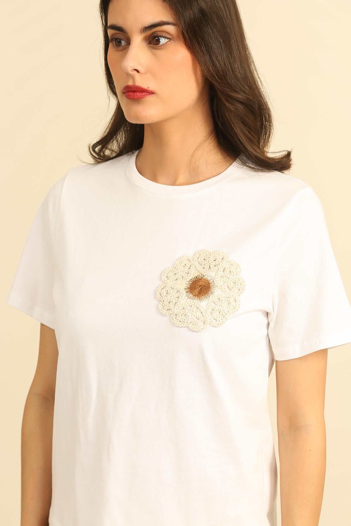 32183 T-shirt patch fleur