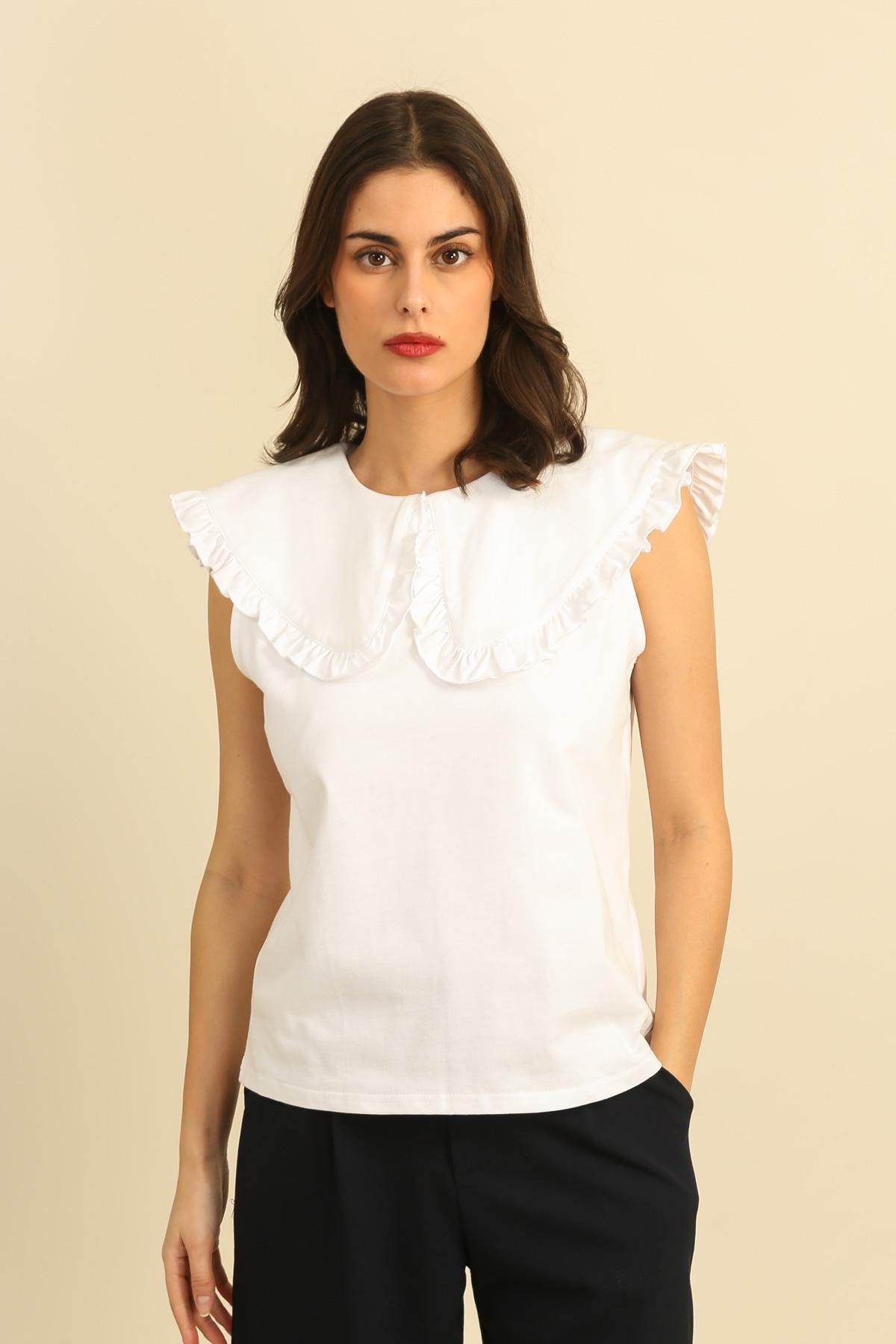 32188 High-necked top