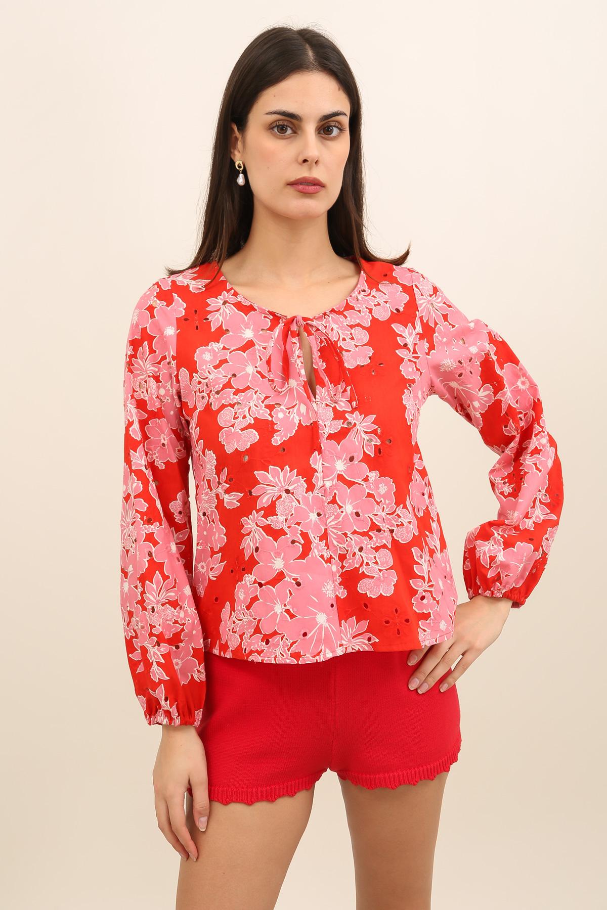 32203 Blouse fleurie