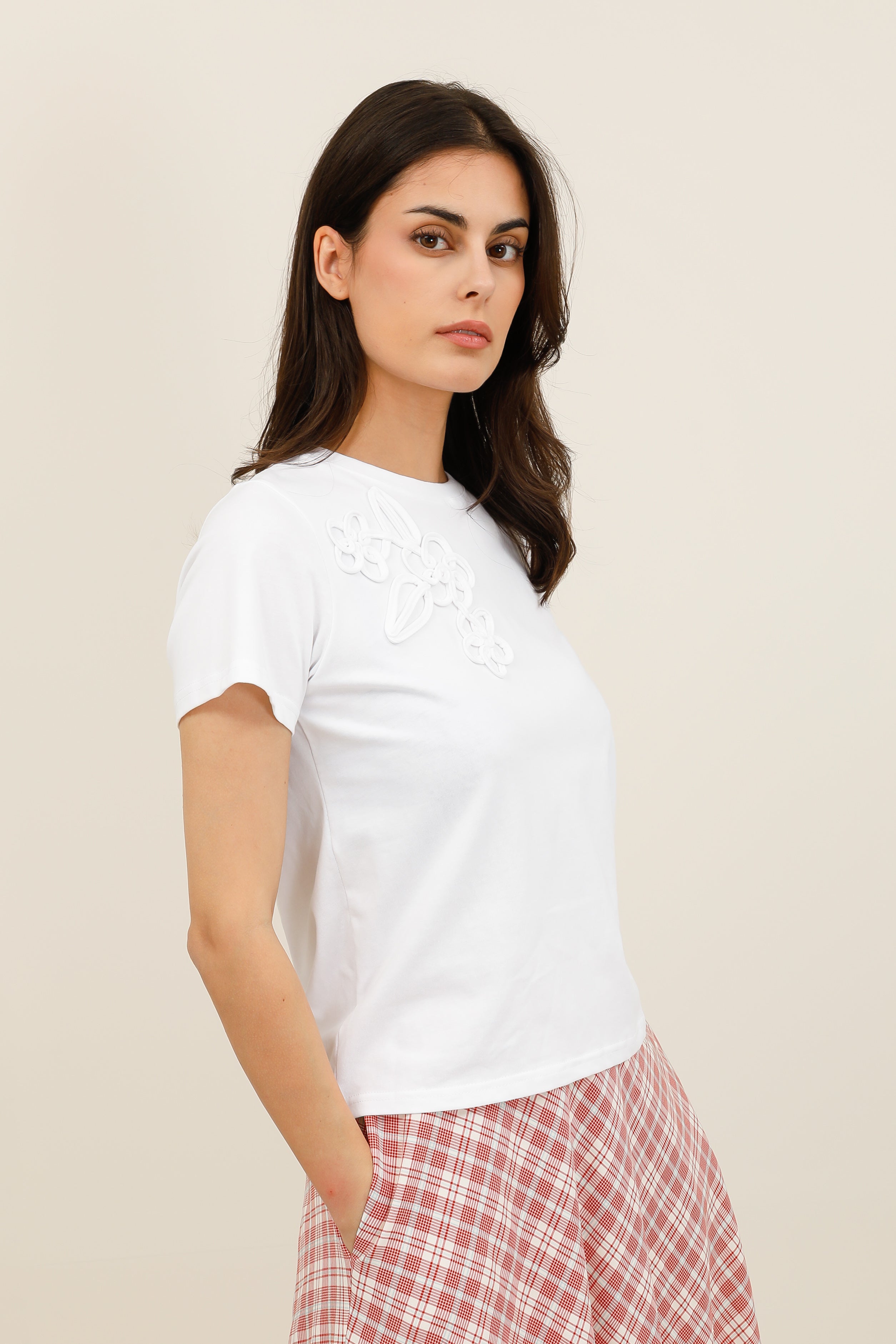 T-shirt femme broderie florale relief manches courtes - 32215