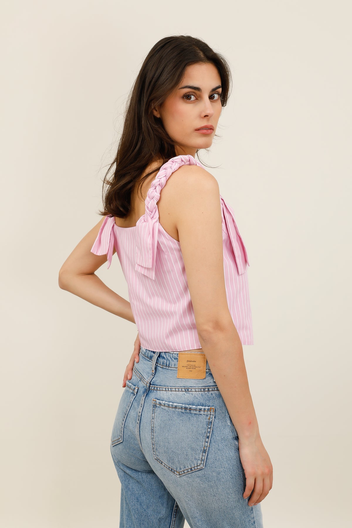 Top de rayas para mujer con tirantes trenzados y lazos decorativos en los hombros - 32238