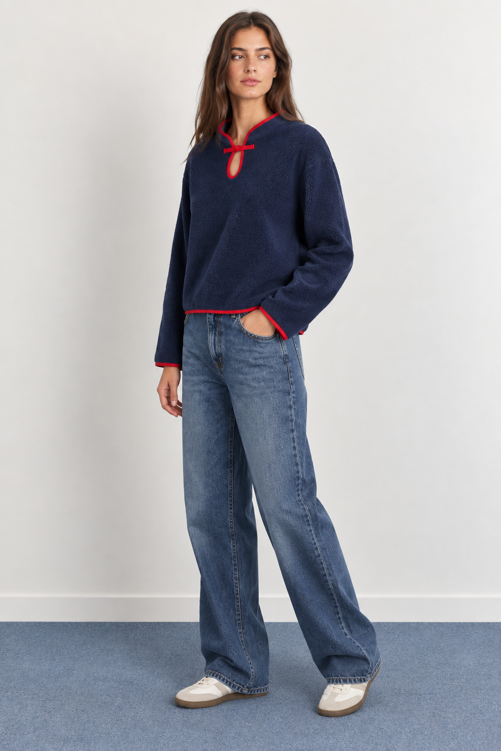 Fleece Sweatshirt with Open Collar and Contrast Bow - 32263
