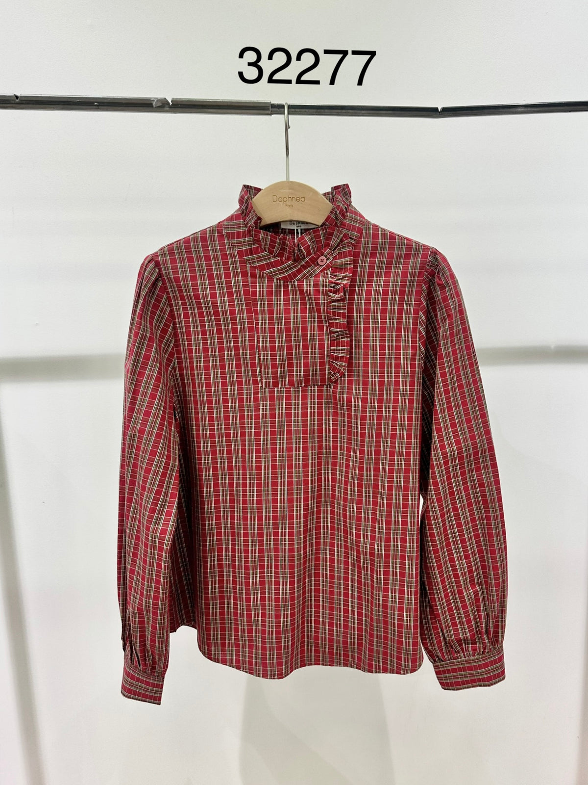 Blouse à Carreaux Col Montant Volanté et Patte Asymétrique - 32277