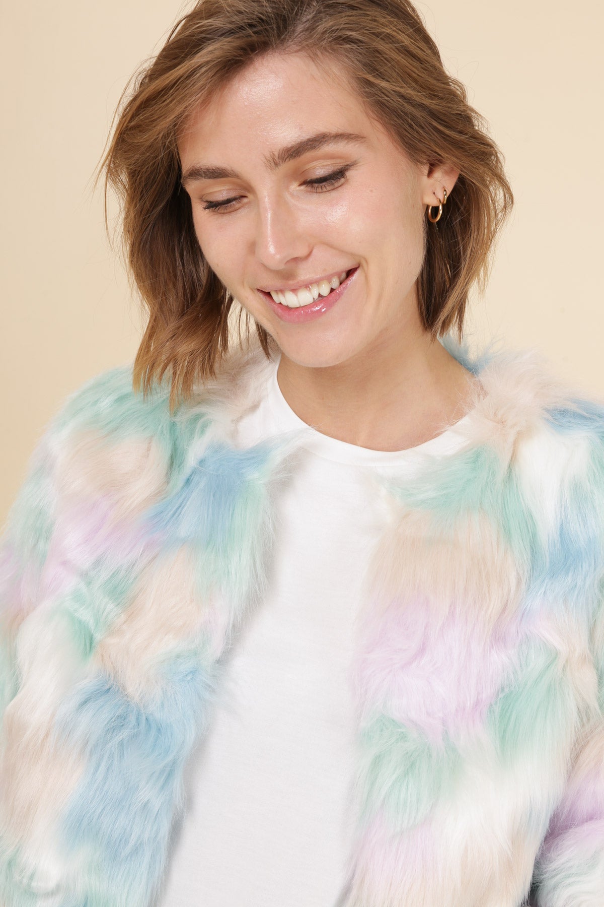 3566 Veste fausse fourrure