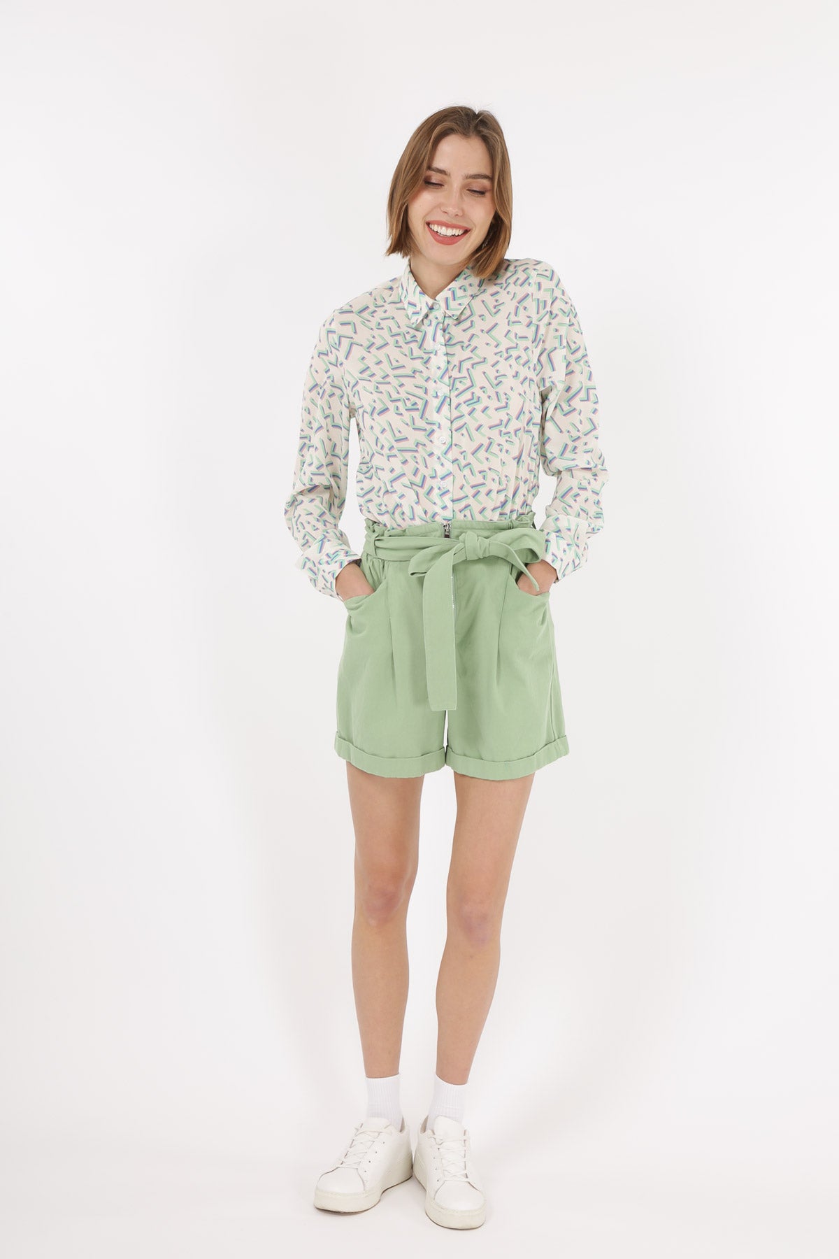 3755 Short ceinturé