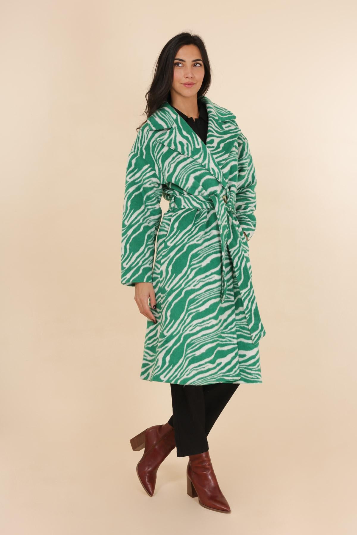 3819 Manteau zébré