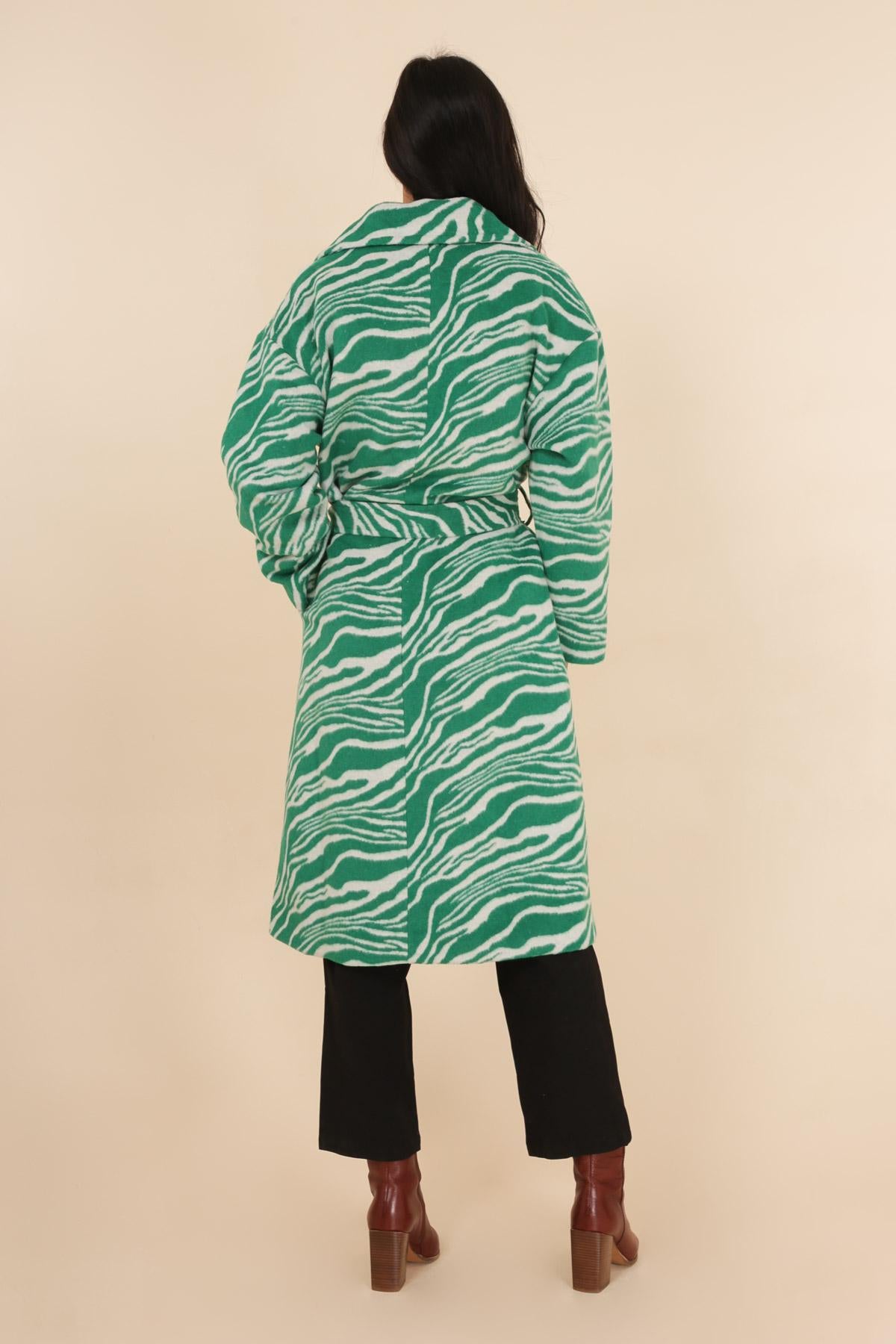 3819 Manteau zébré