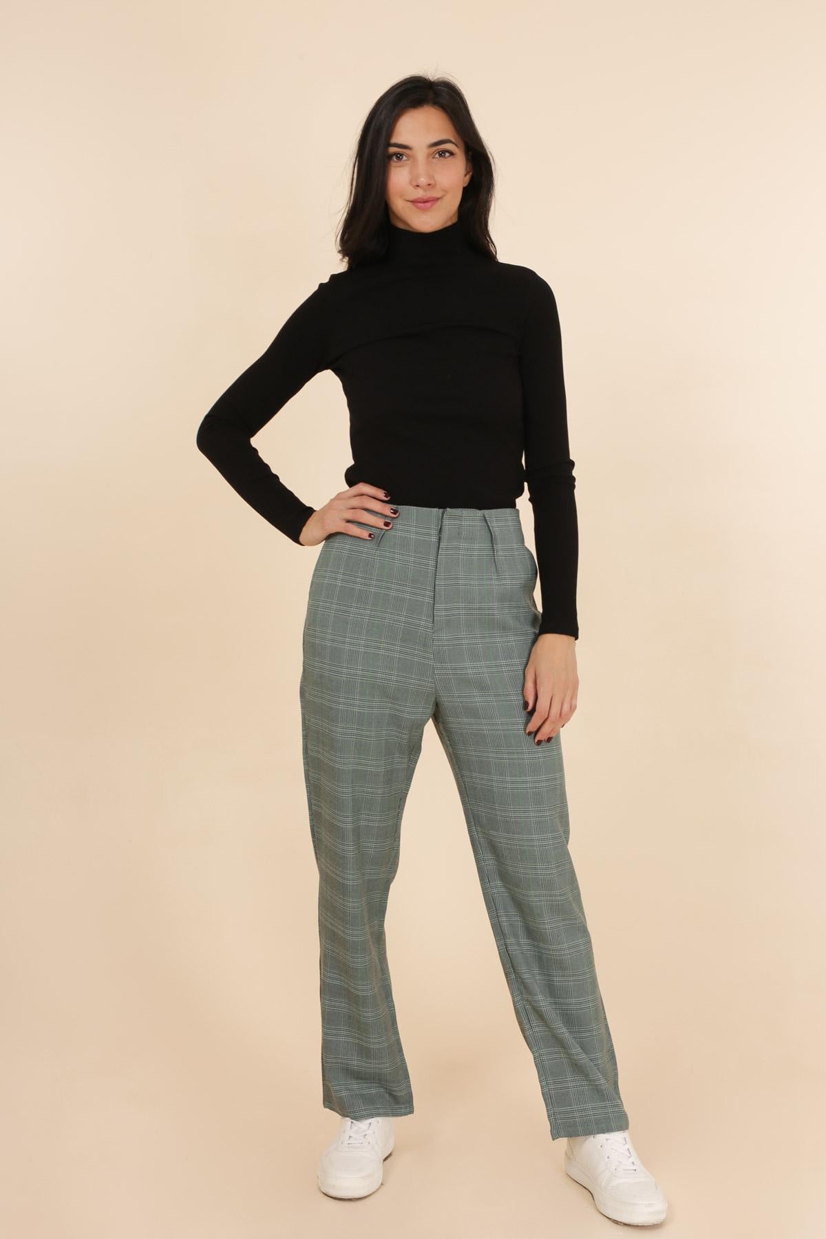 3833 Pantalon à carreaux