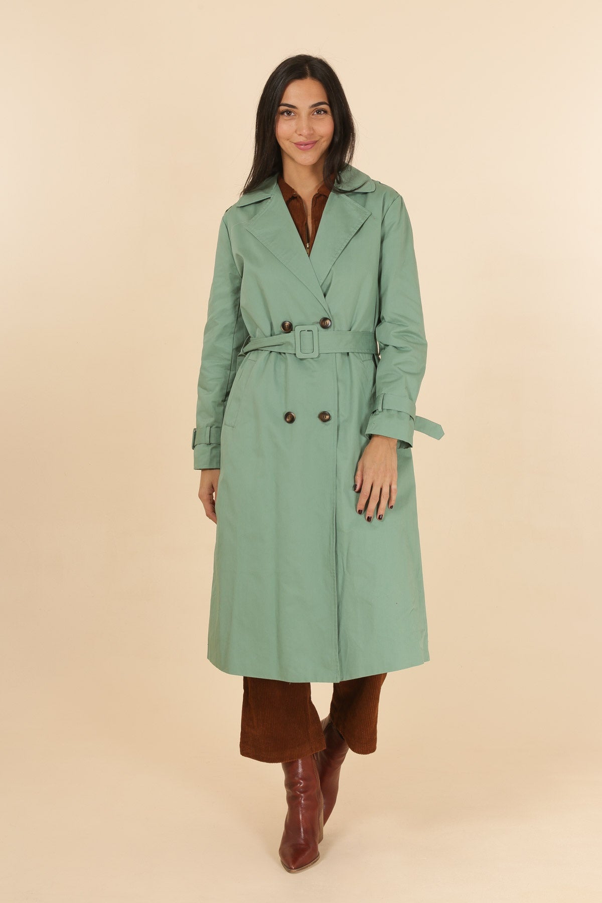 3837 Trenchcoat