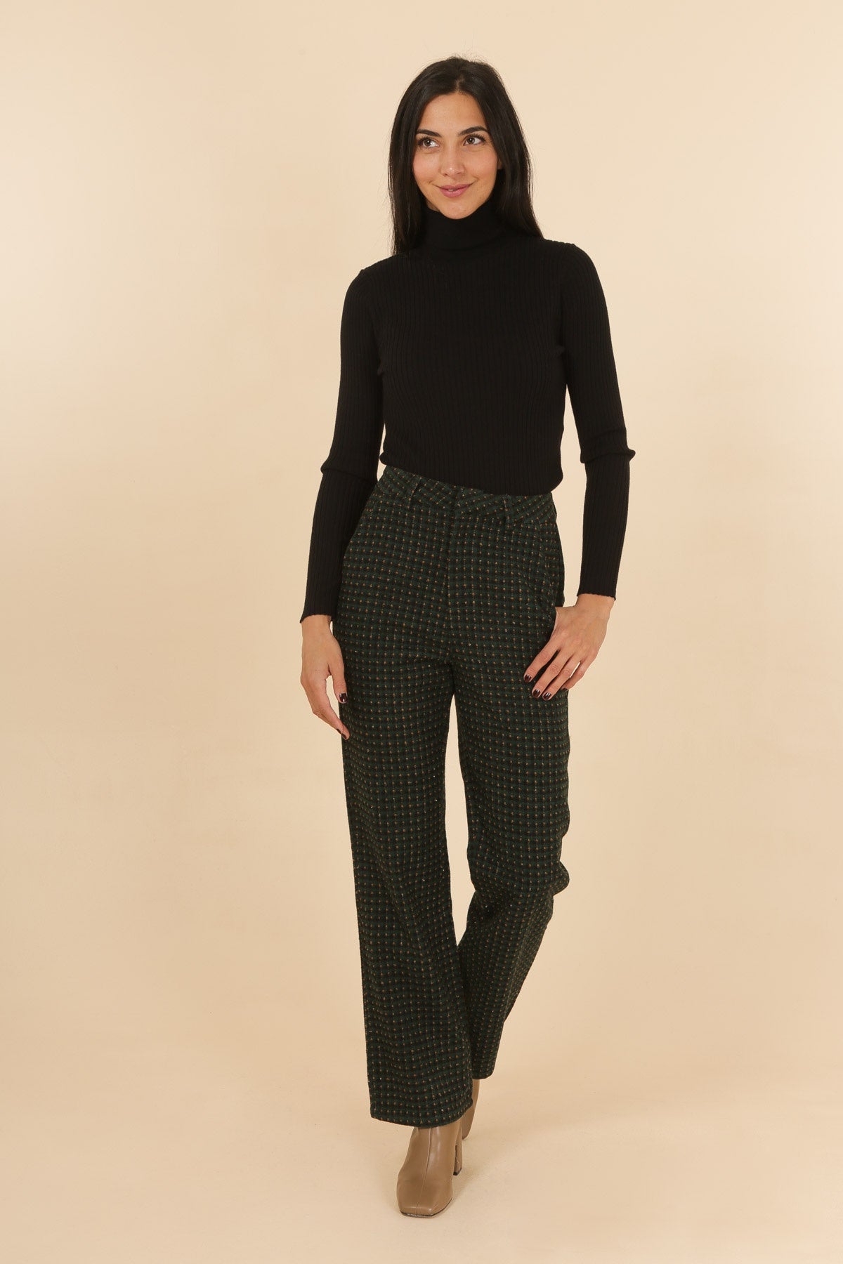 3852 Pantalon à carreaux