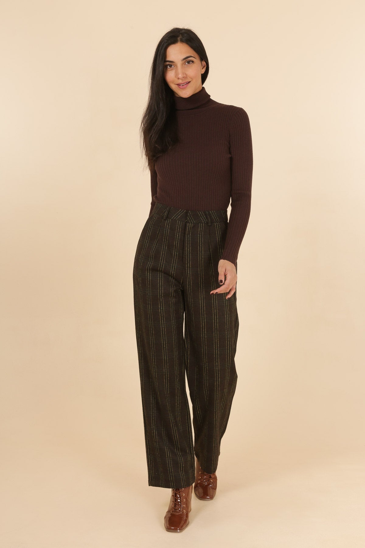 3866 Pantalon à carreaux