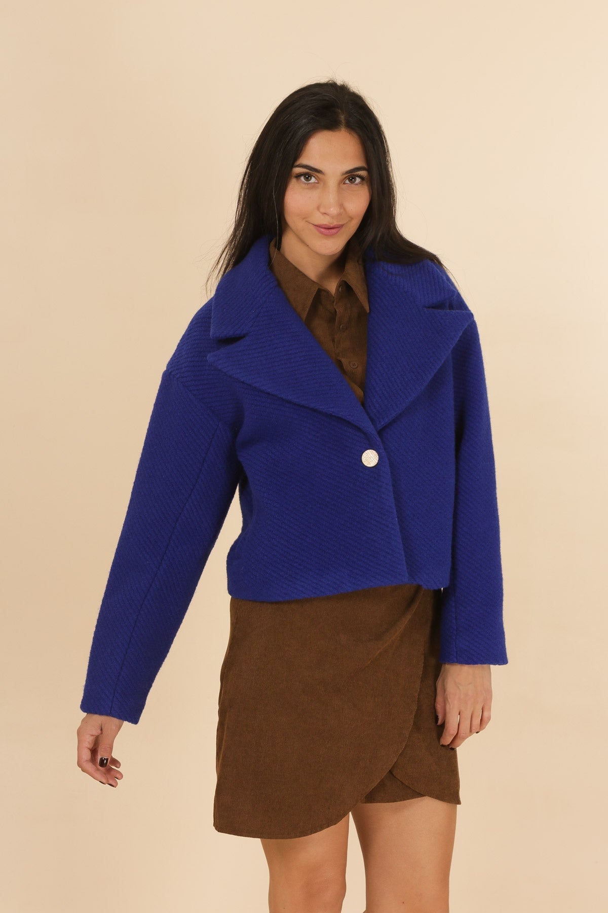 3889 Manteau uni