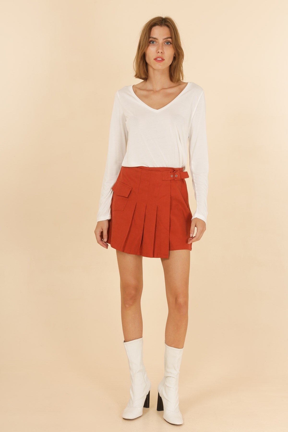 3898 Short effet jupe