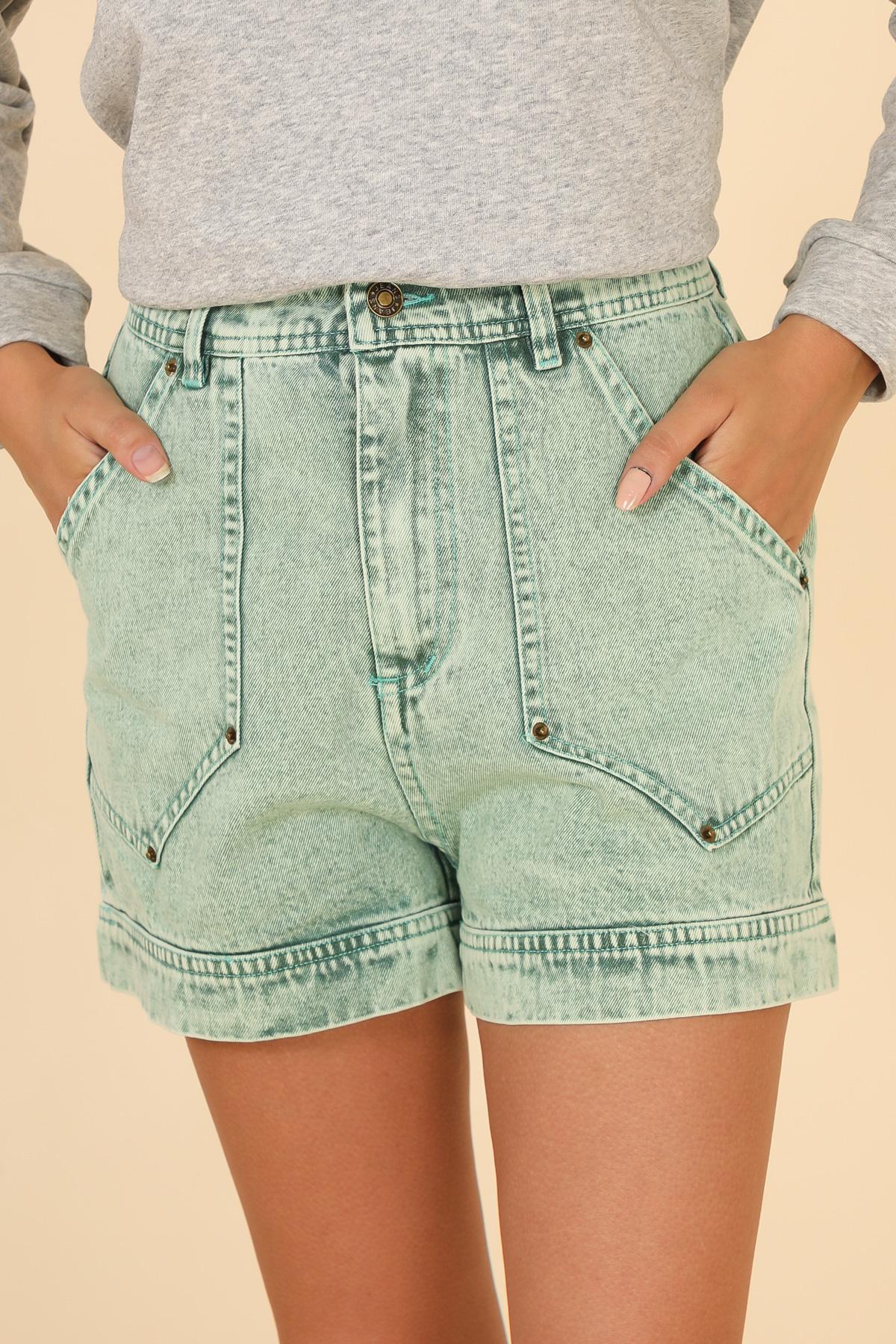 3972 Bleached shorts