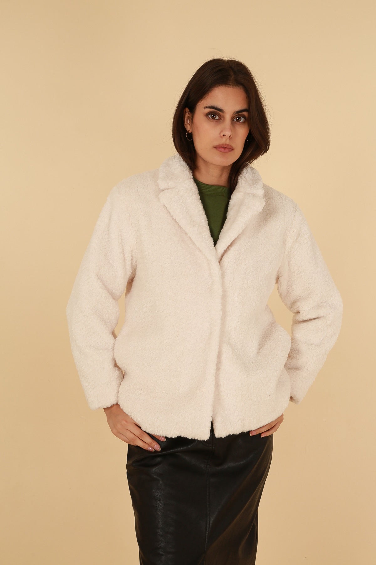 5096 Manteau à bouclettes