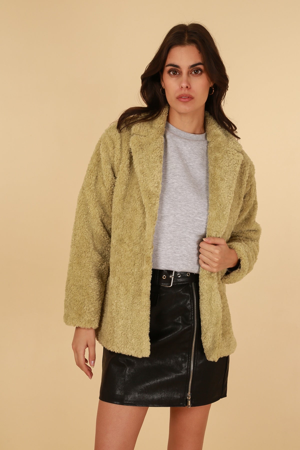 5096 Manteau à bouclettes