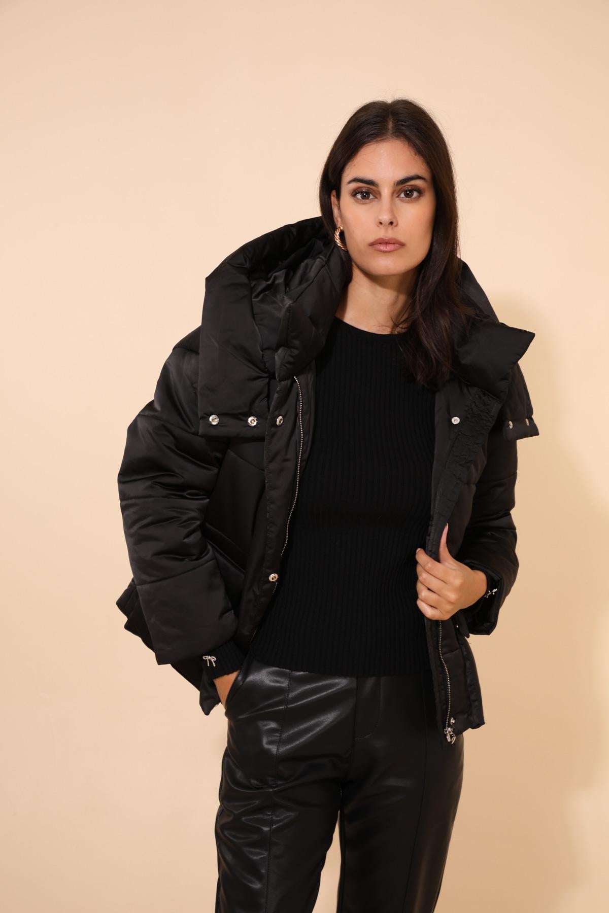 5100 Chaqueta de plumón de satén