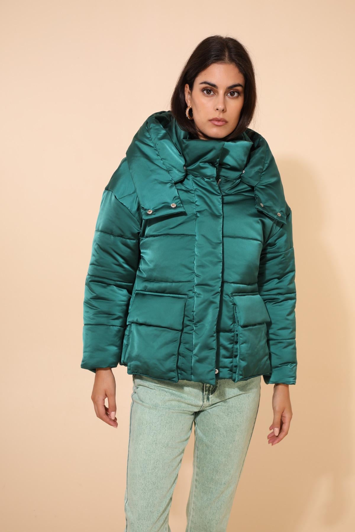 5100 Chaqueta de plumón de satén