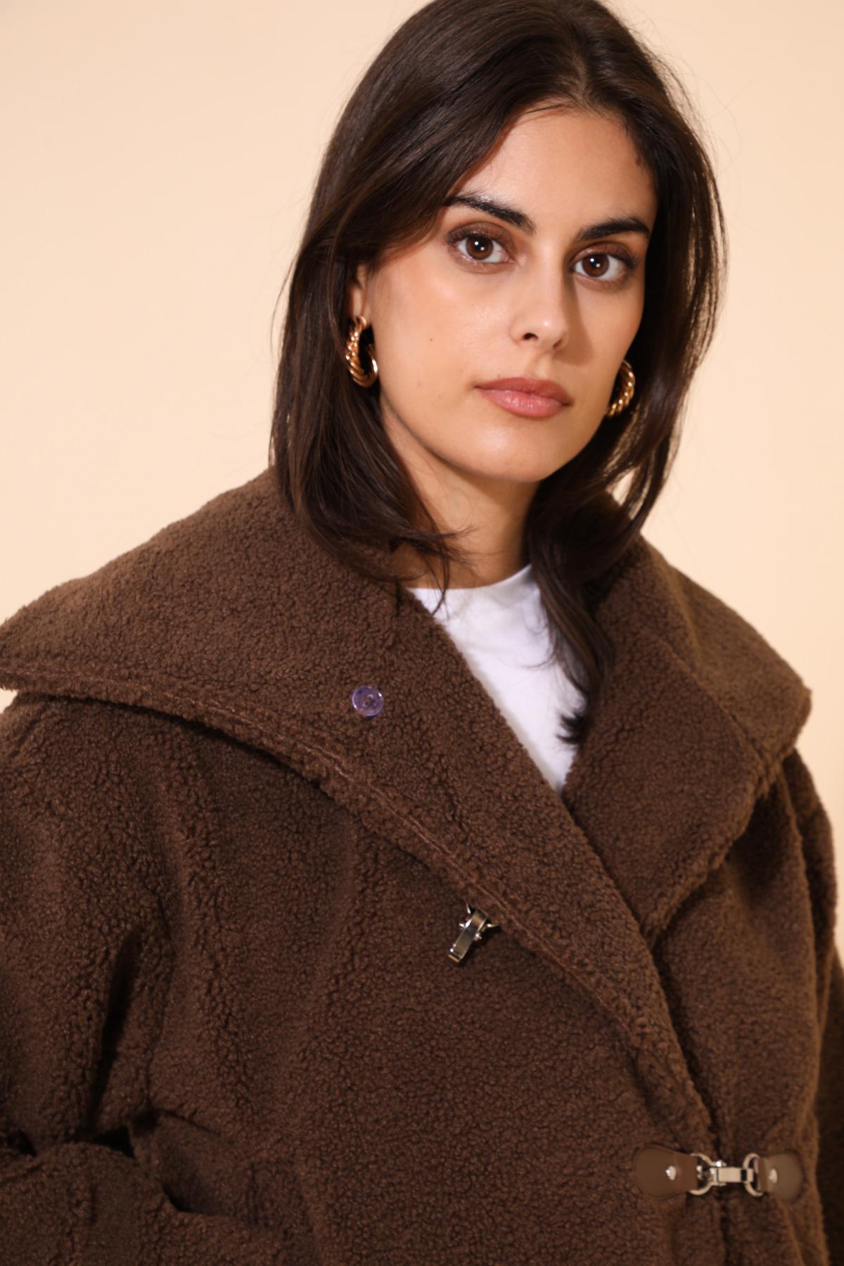 5131 Abrigo de bouclé