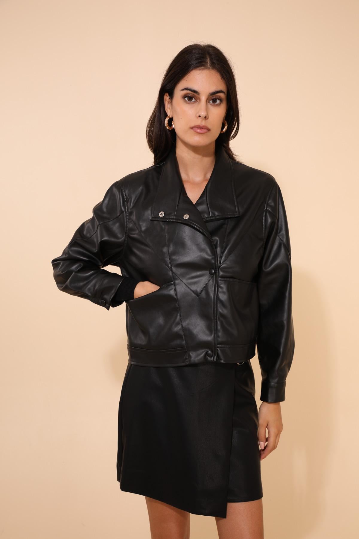 5132 Chaqueta de piel sintética