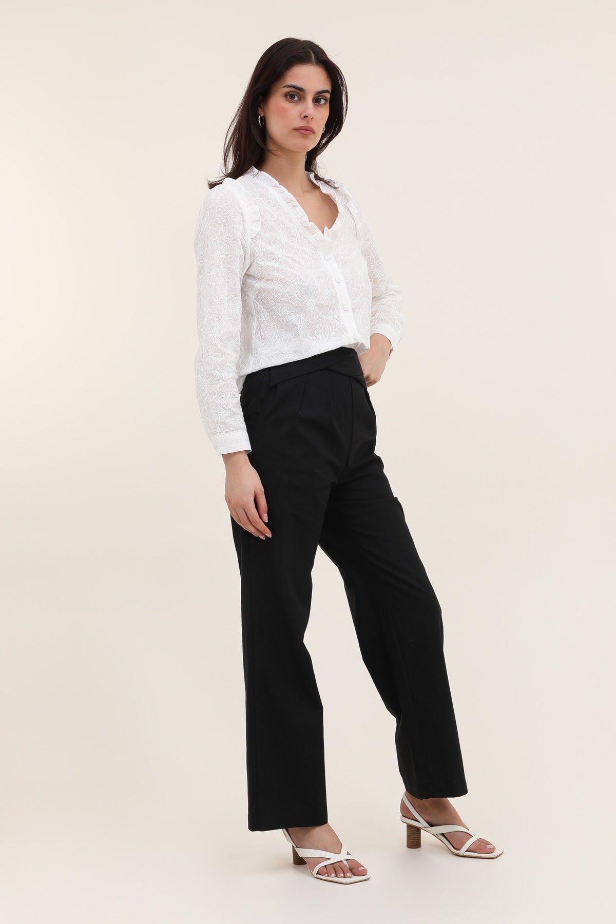 5330 Twisted Trousers