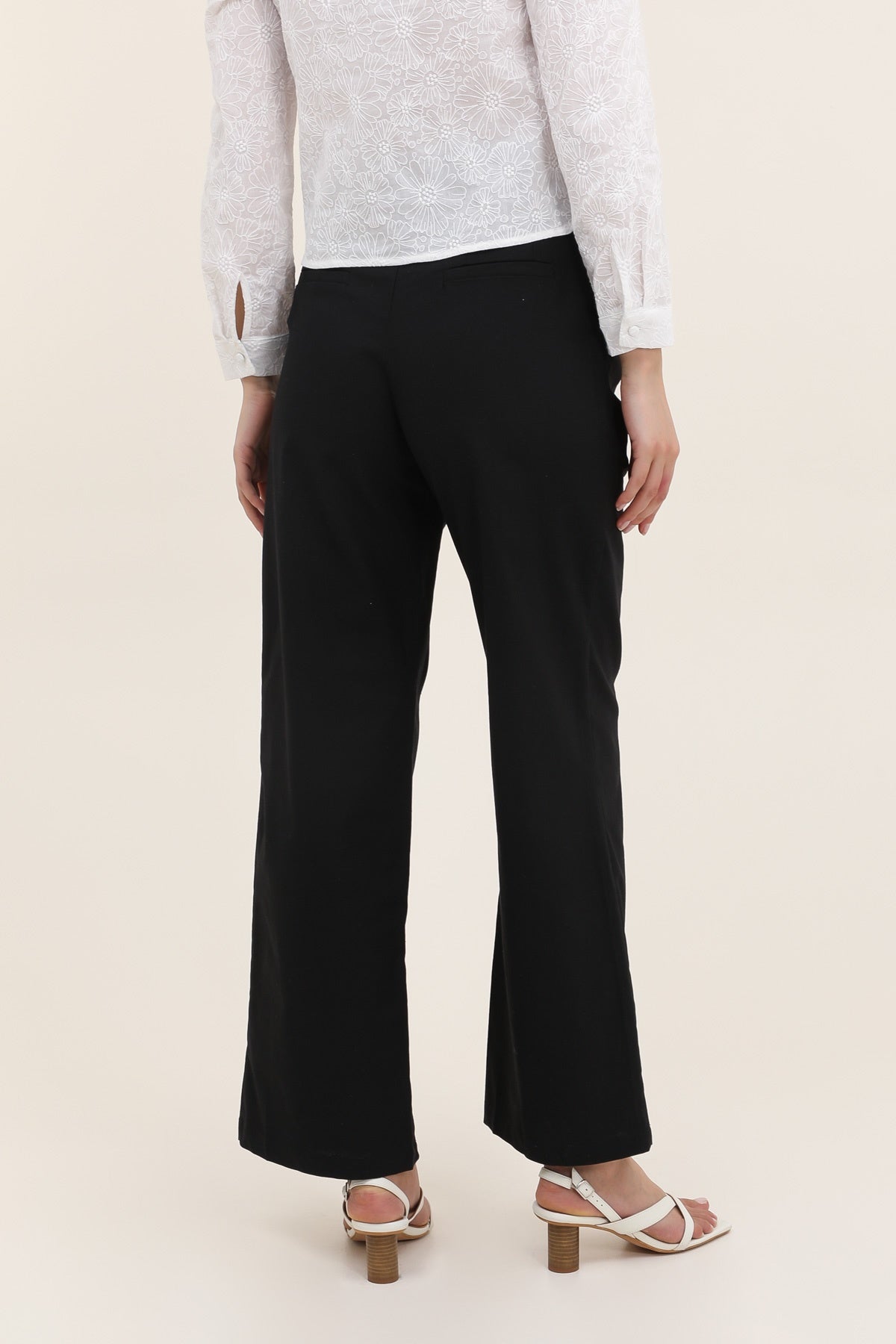 5330 Twisted Trousers