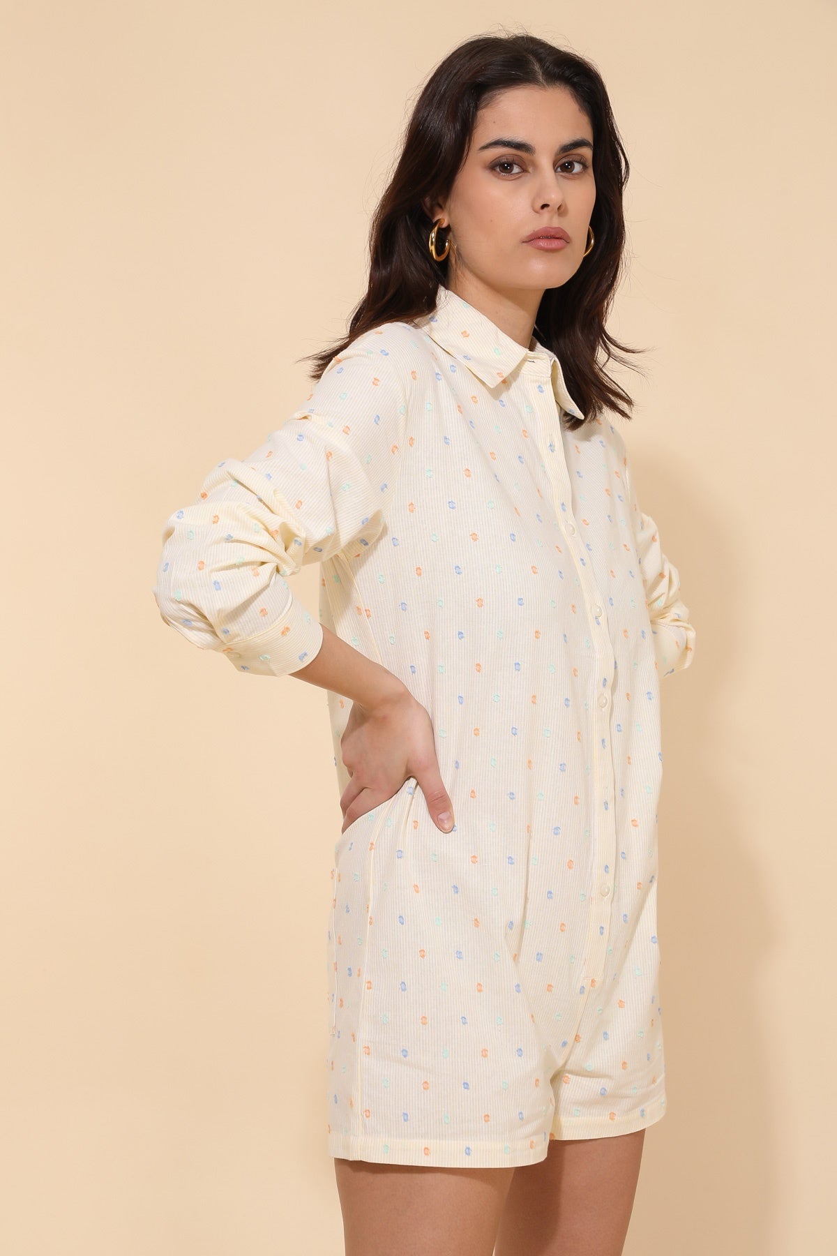 5383 Combishort à plumetis