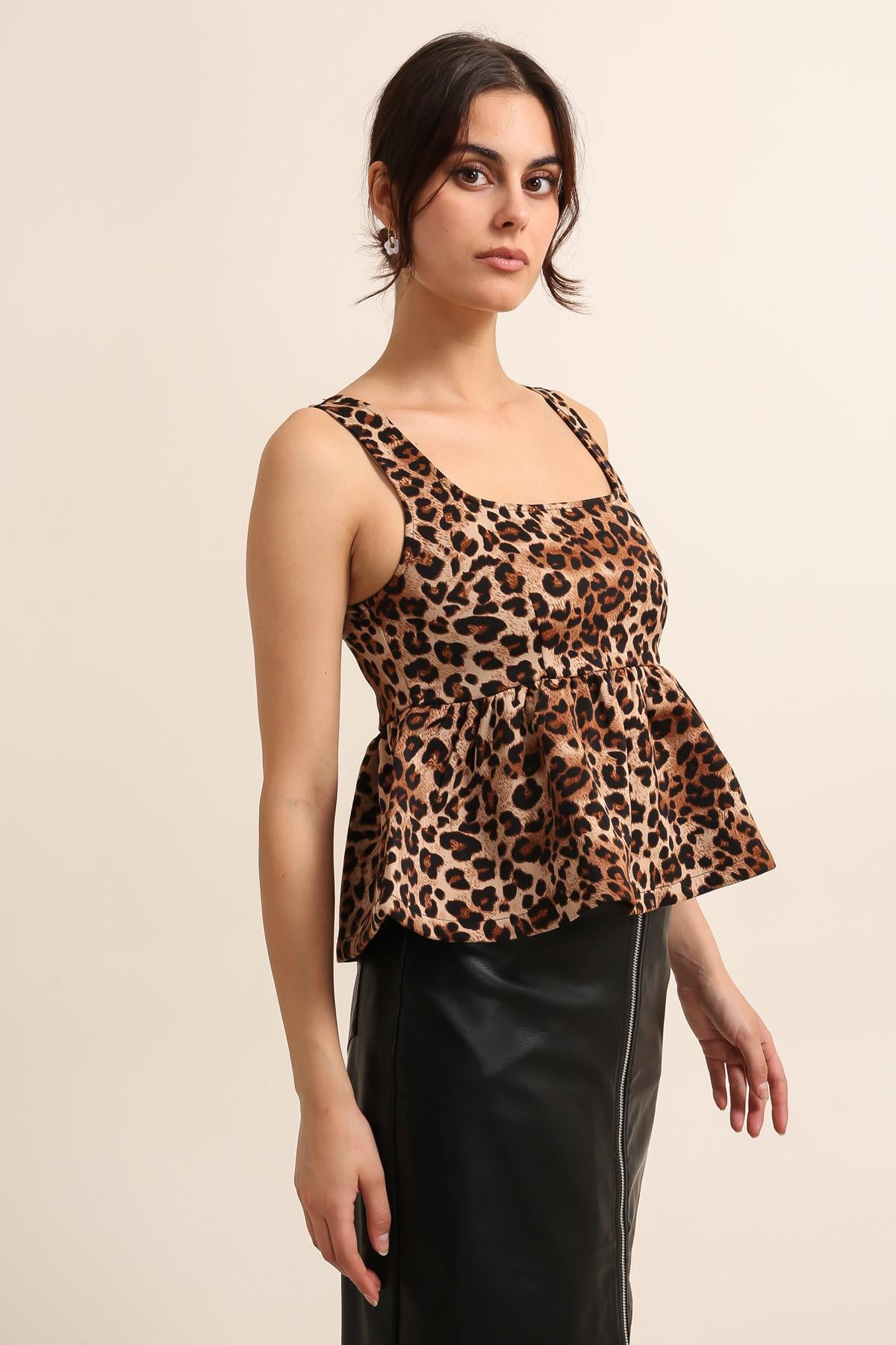 Top péplum con estampado de leopardo - 5565