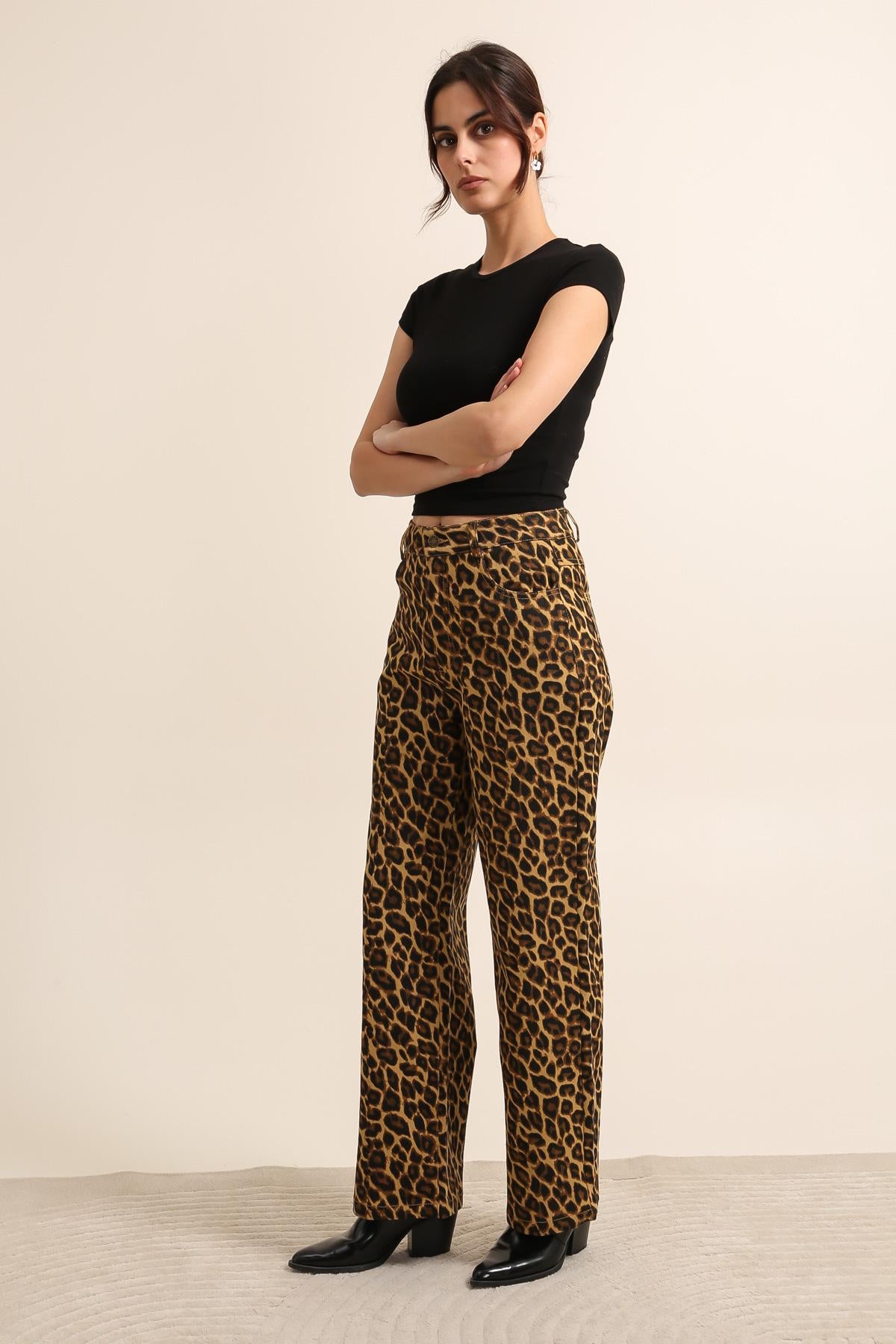 5569 Pantalon léopard
