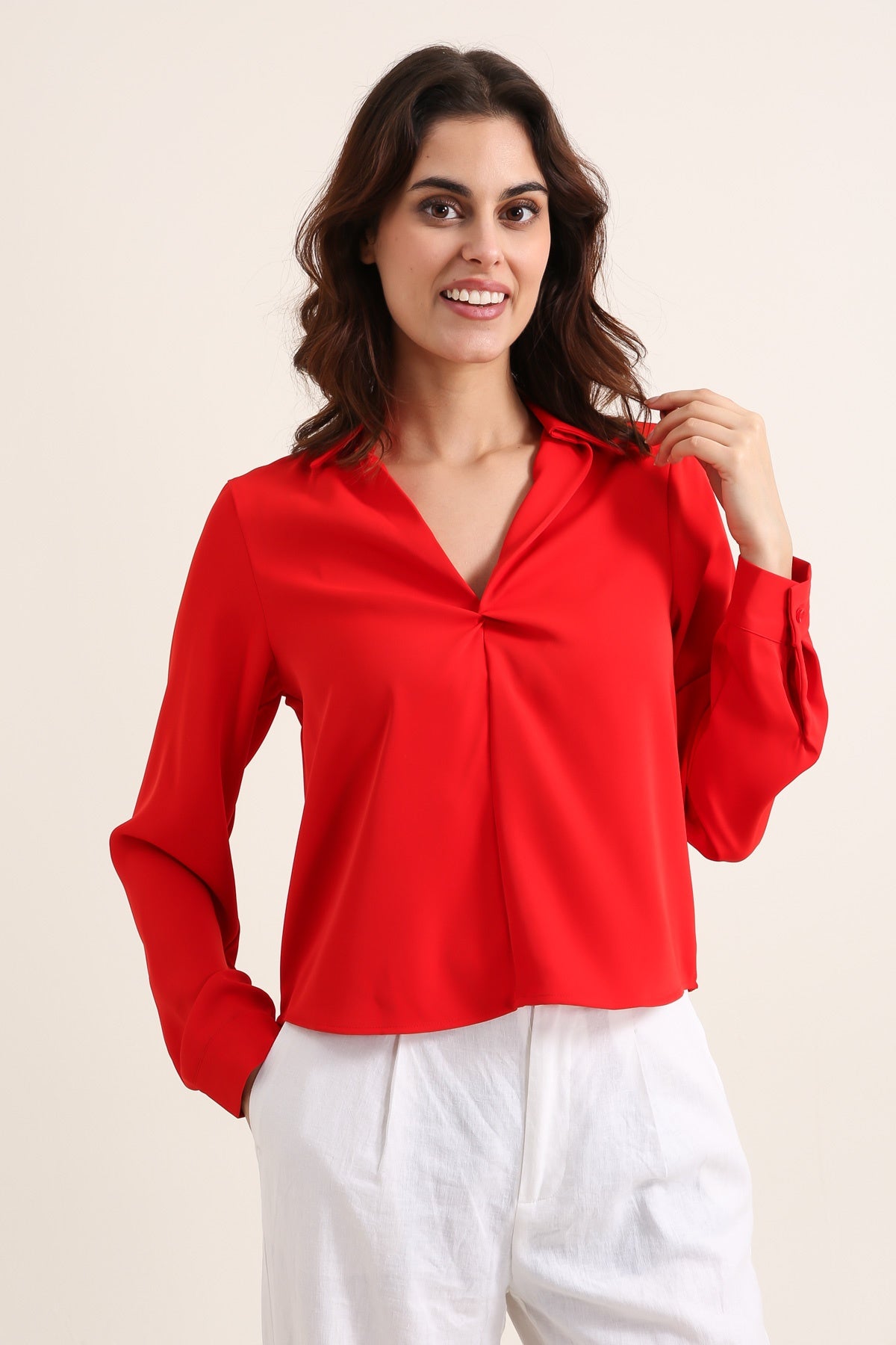 5633 Plain Blouse