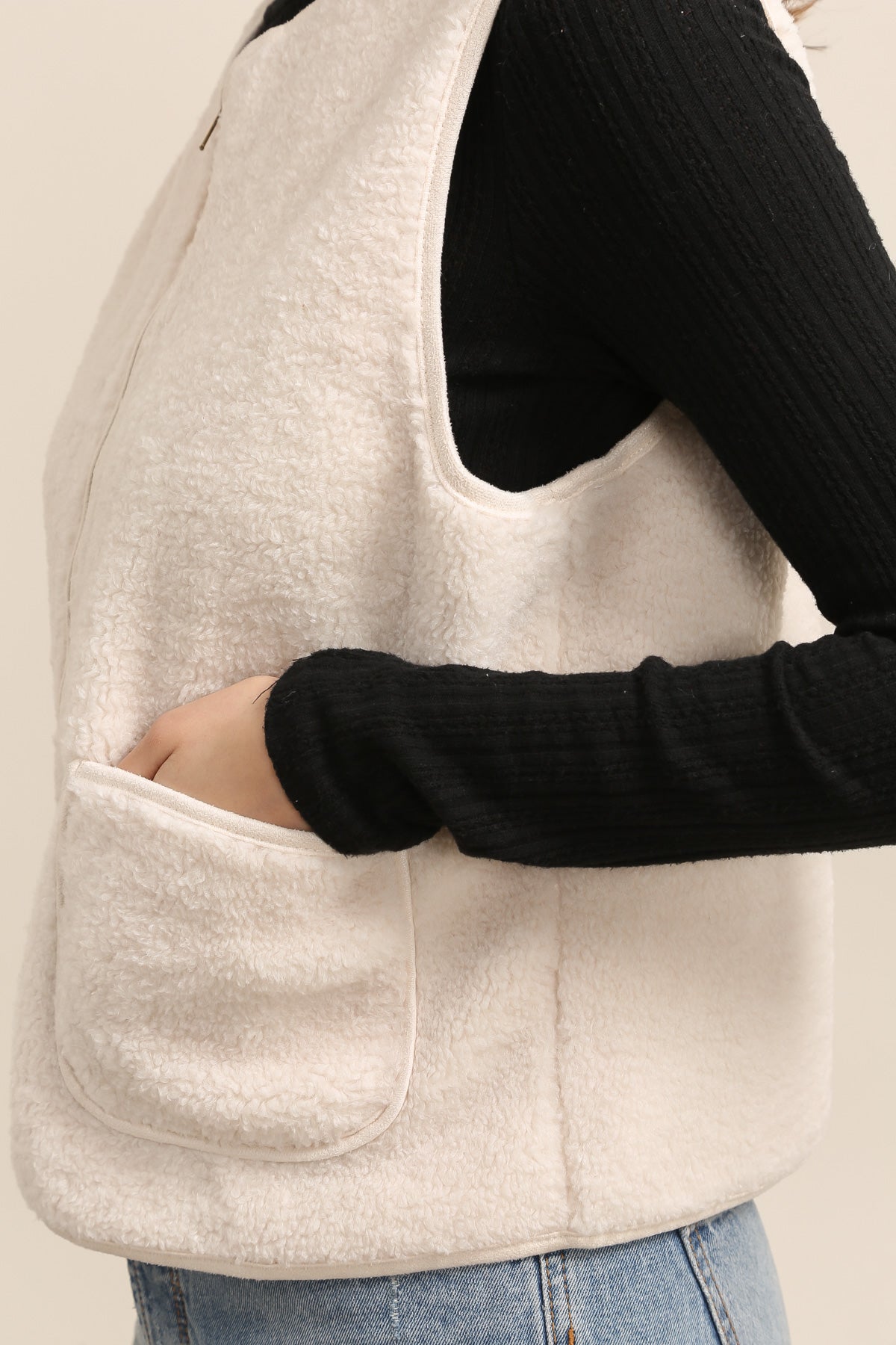 5663 Veste à bouclettes