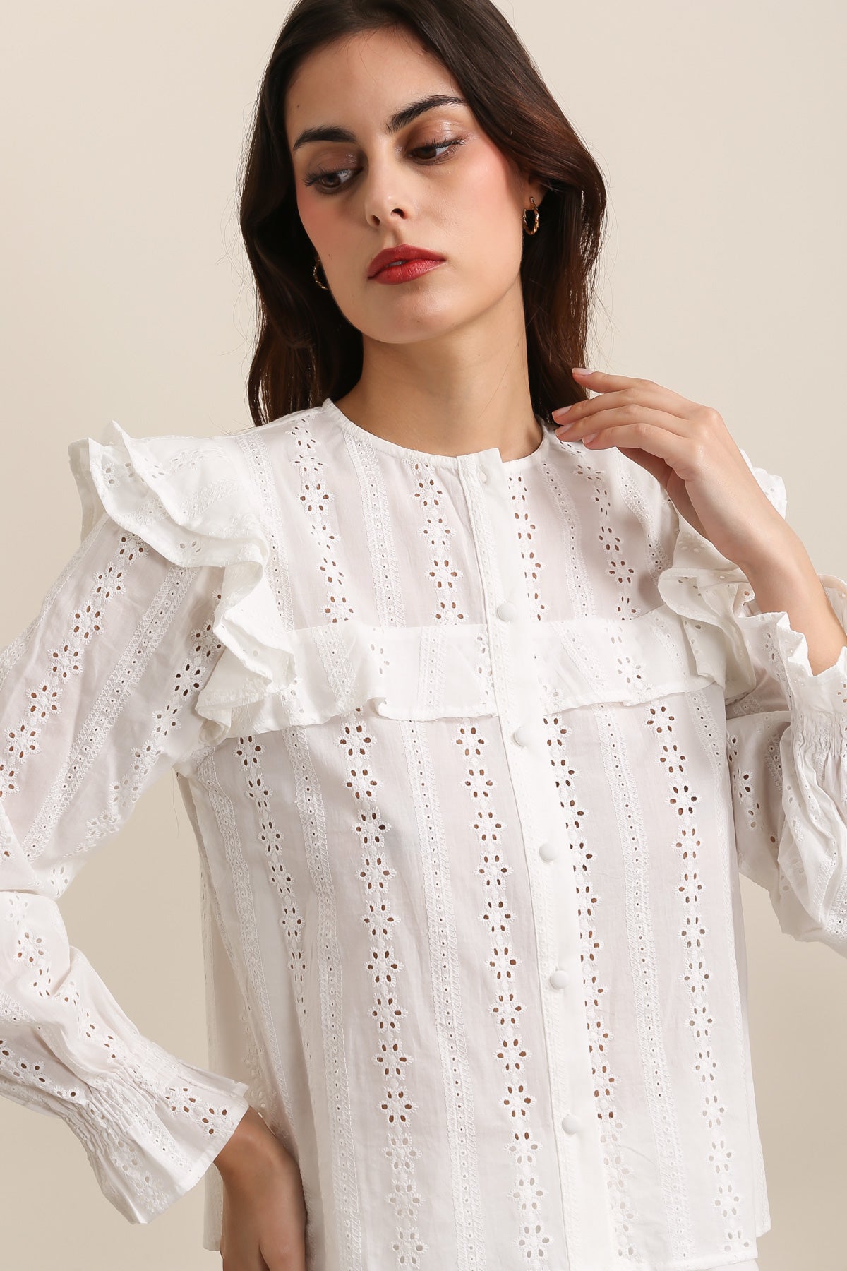 5683 Blouse à volants